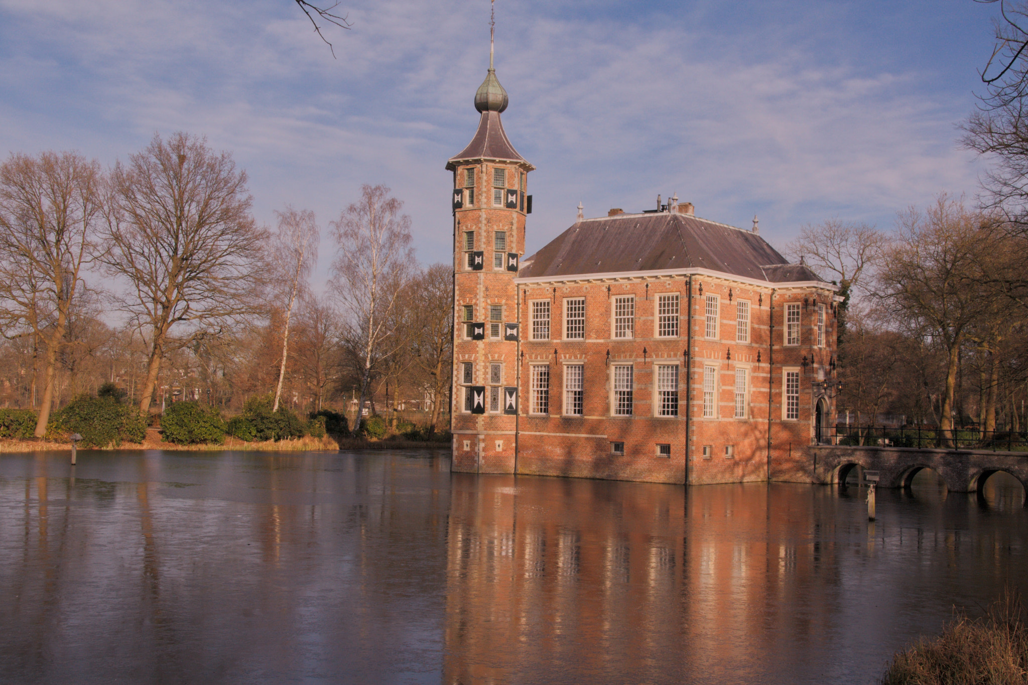 Canon EOS 1000D (EOS Digital Rebel XS / EOS Kiss F) sample photo. We were 17 years ago went to the castle bouvigne breda for our wedding pictures. photography