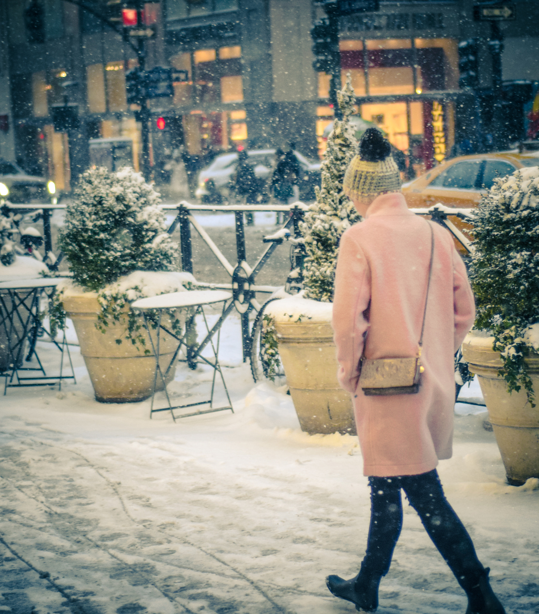 Nikon D5300 + Nikon AF Nikkor 50mm F1.8D sample photo. Showering snow photography