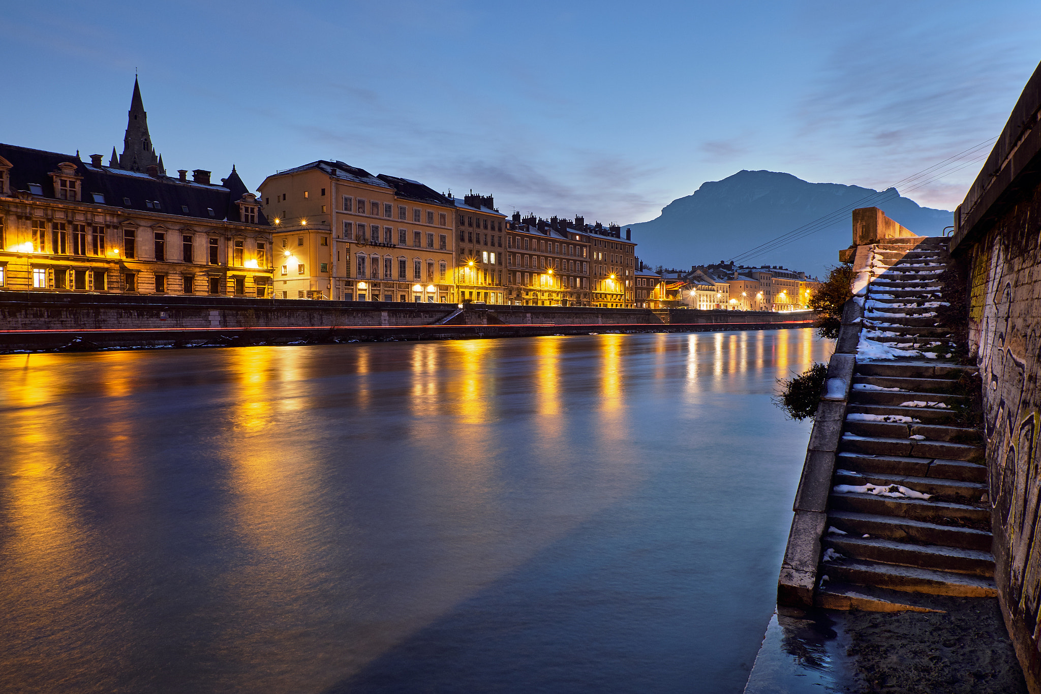 Fujifilm XC 16-50mm F3.5-5.6 OIS sample photo. Grenoble s'illumine photography