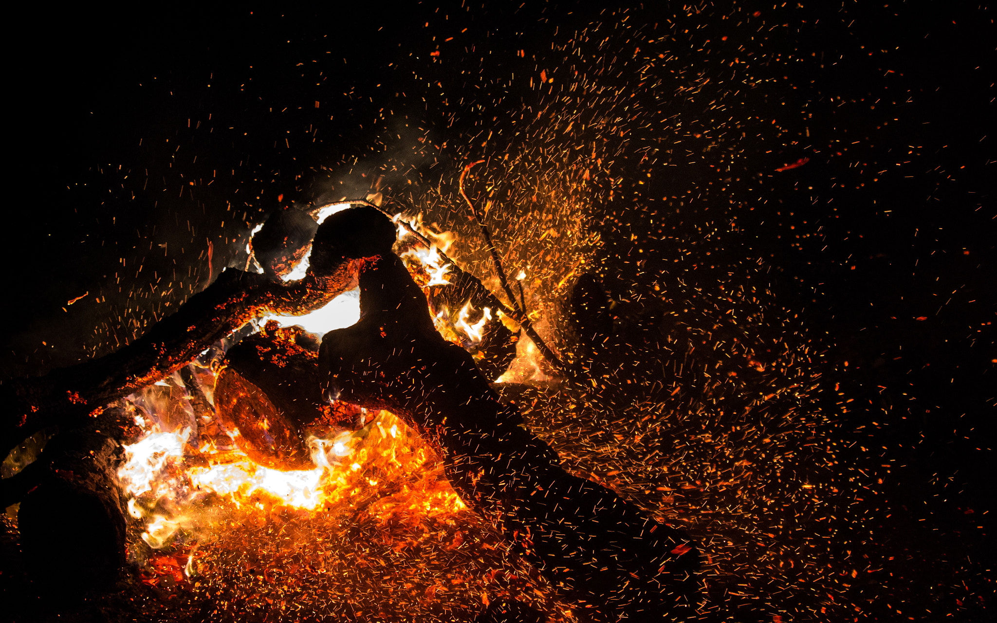 Canon EF-S 55-250mm F4-5.6 IS STM sample photo. Fire #4 photography