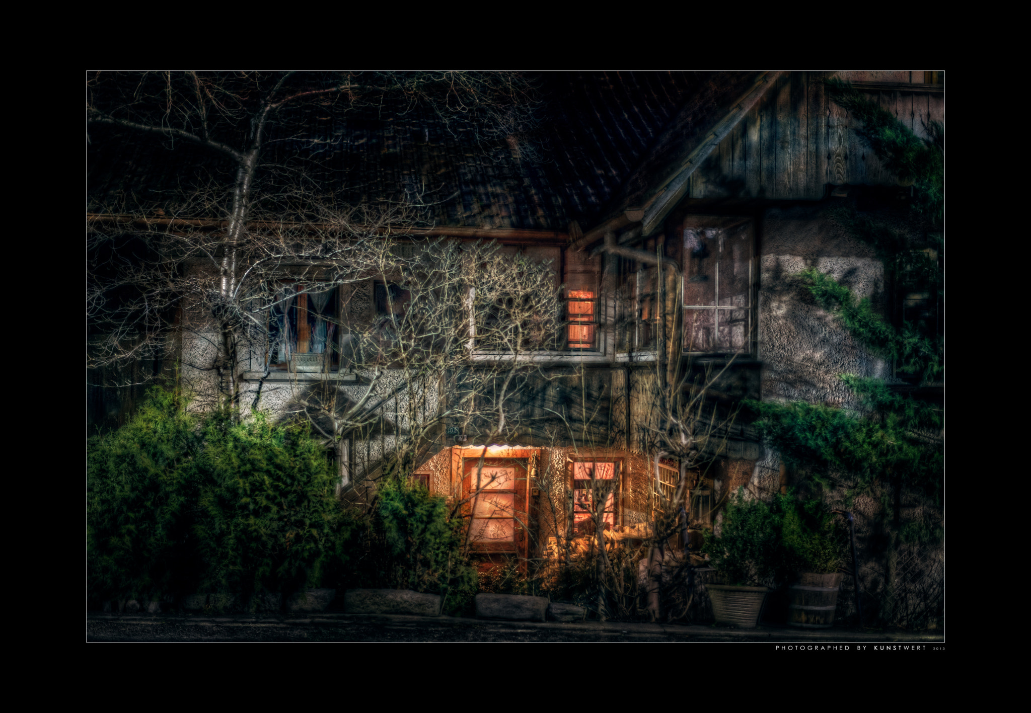 Canon EOS-1D X + Canon EF 50mm F1.2L USM sample photo. Warm place photography