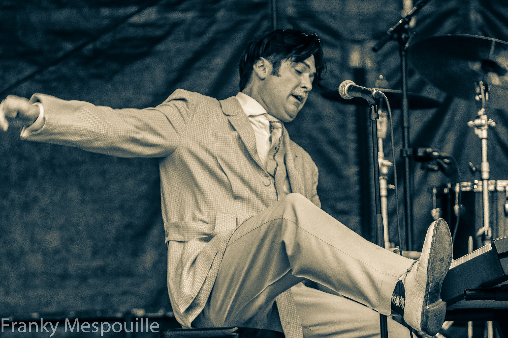 Canon EOS 60D + Canon EF 70-200mm F4L IS USM sample photo. Israel proulx photography