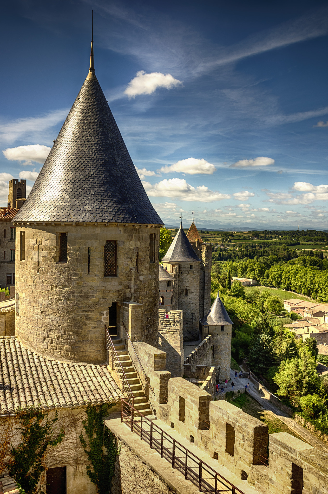 Sigma 70-200mm F2.8 EX DG Macro HSM II sample photo. Carcassonne torre photography
