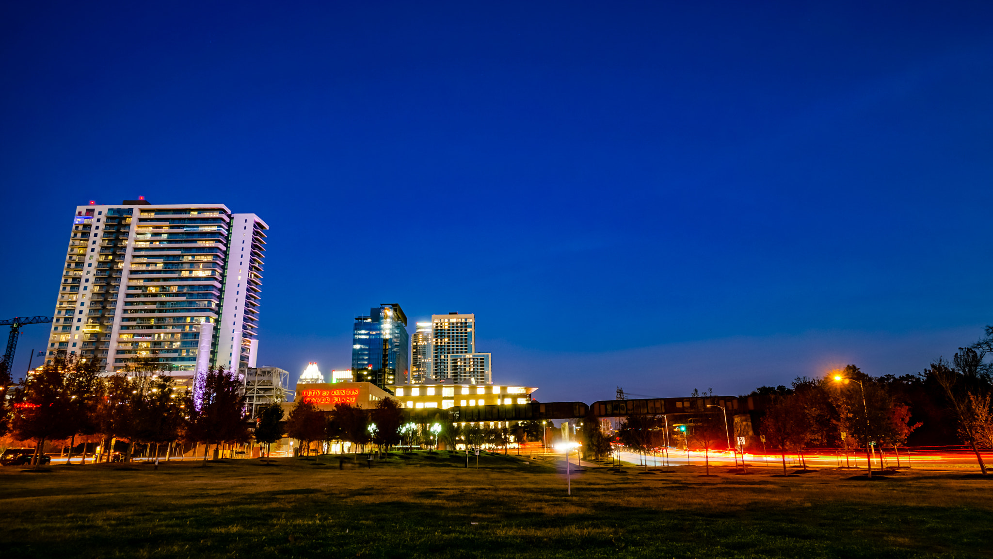 Sony a6500 + Sony E 10-18mm F4 OSS sample photo. Austin nights photography