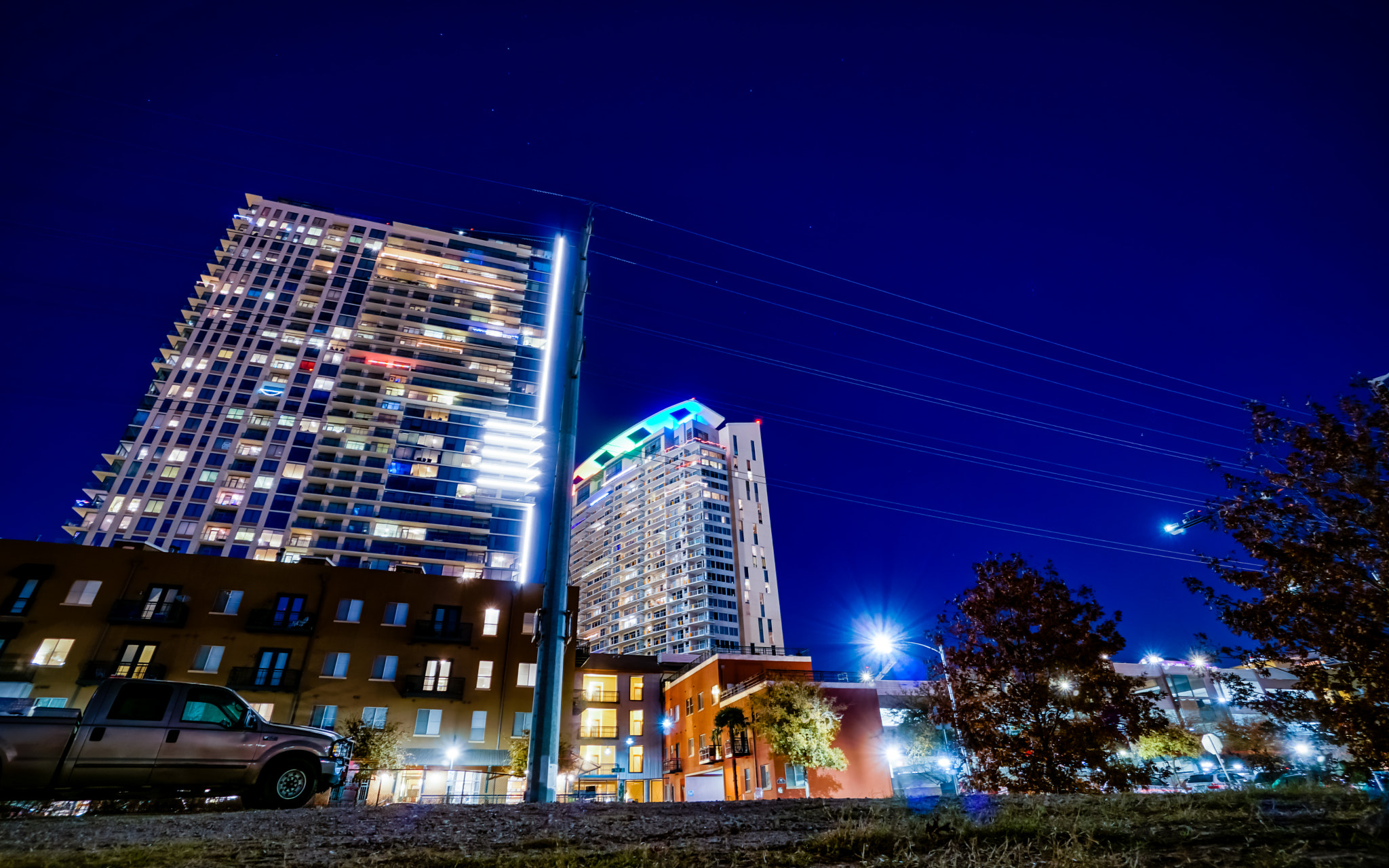 Sony a6500 + Sony E 10-18mm F4 OSS sample photo. Austin nights photography