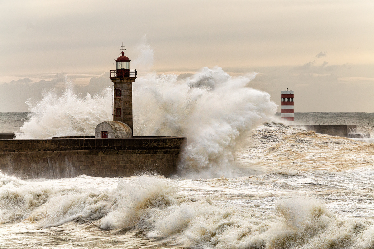 Canon EF 70-200mm F2.8L USM sample photo. Diagonal de faros photography