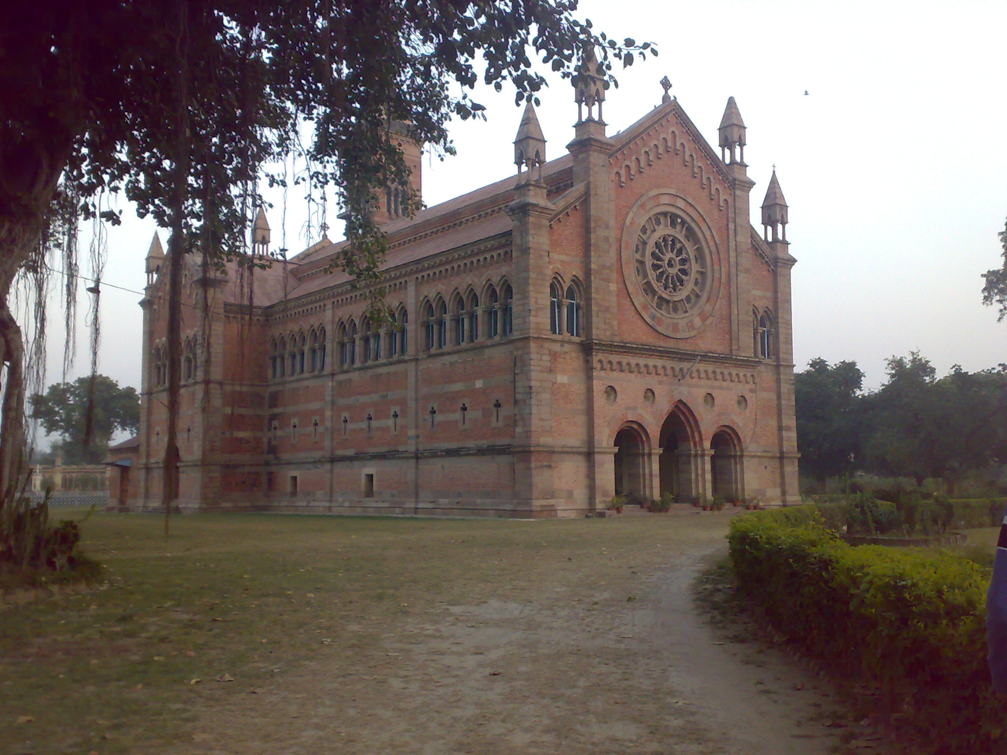 Nokia N73 sample photo. Kanpur memorial church india photography