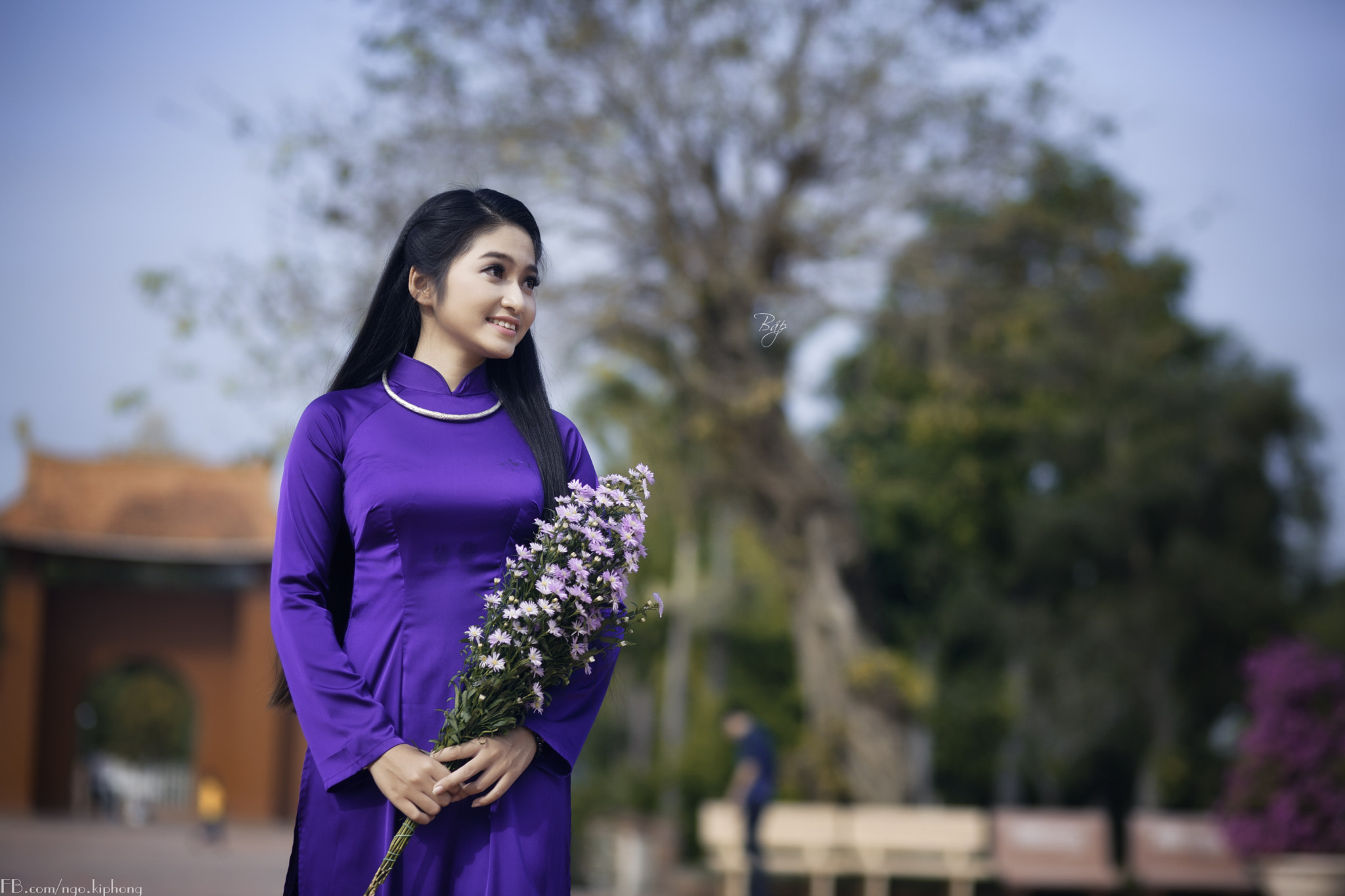 Canon EF 100mm F2.0 USM sample photo. Ao dai photography