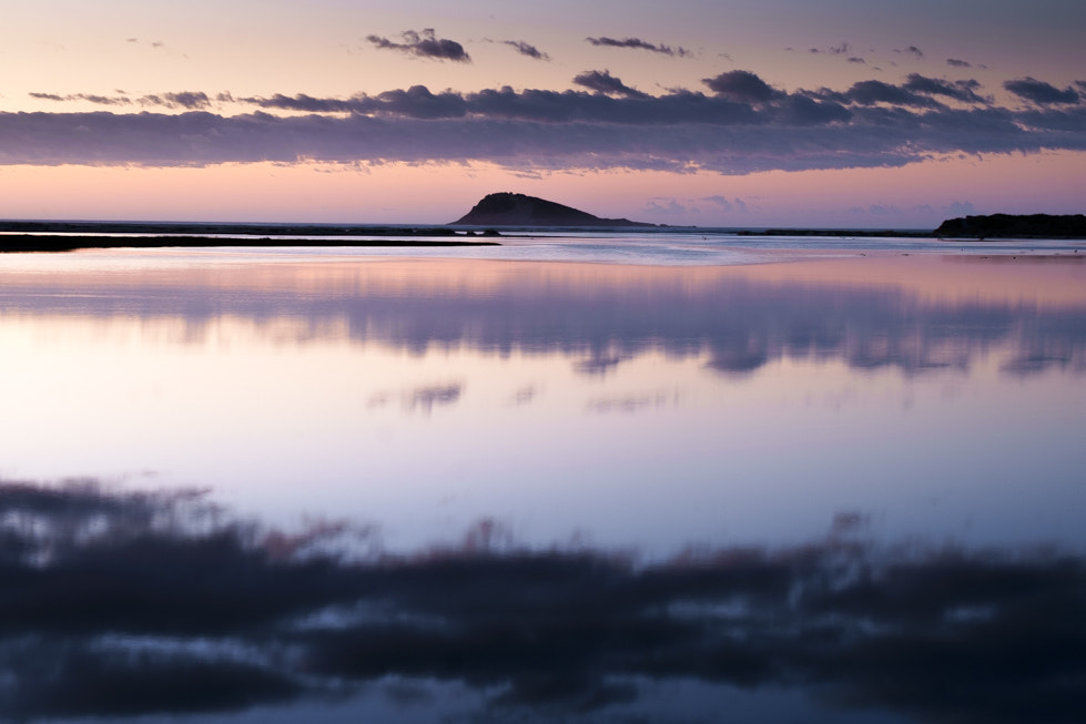 Fujifilm X-E1 sample photo. Above the water photography