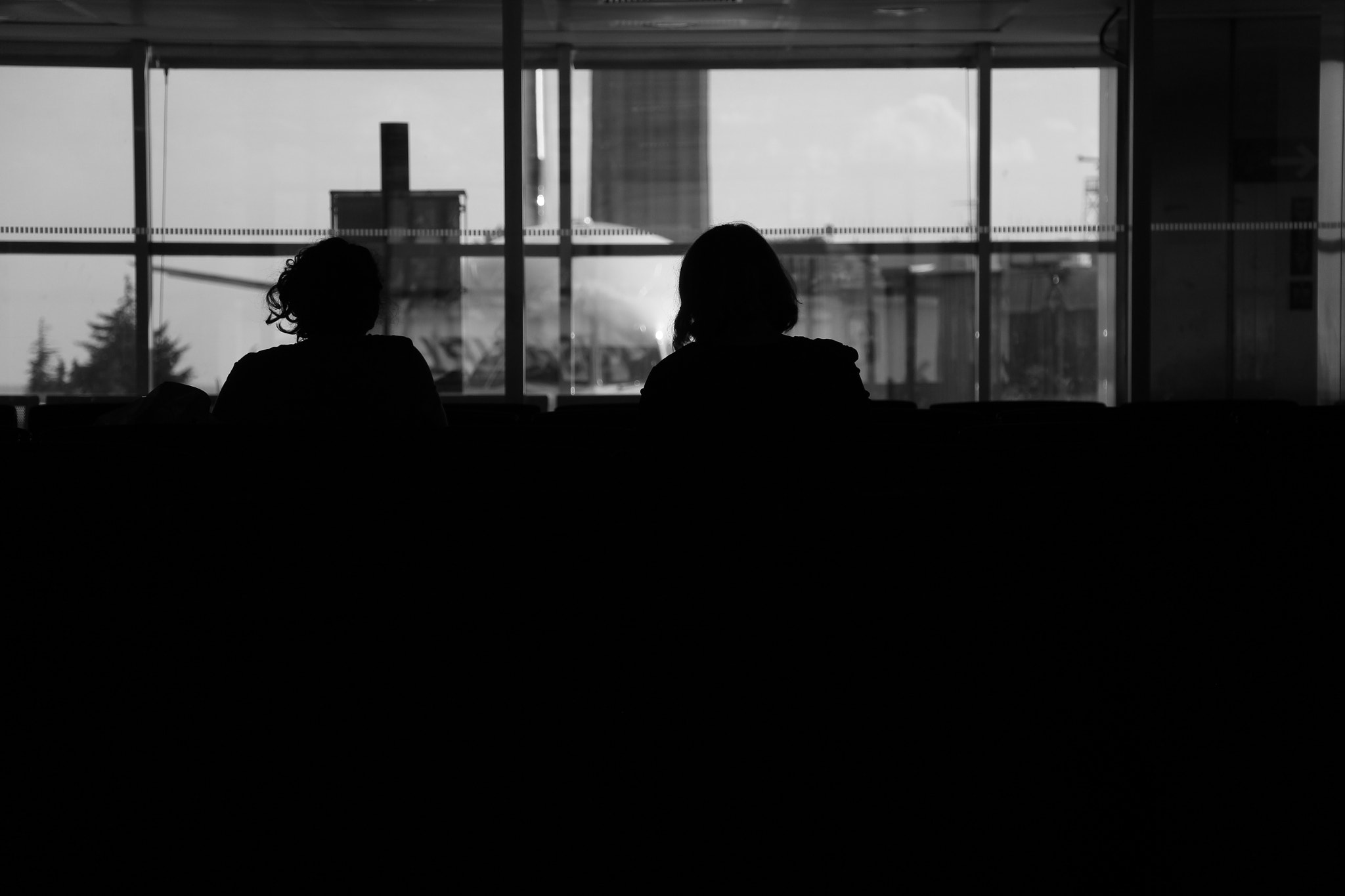 Canon EF 50mm f/1.8 sample photo. Strangers photography