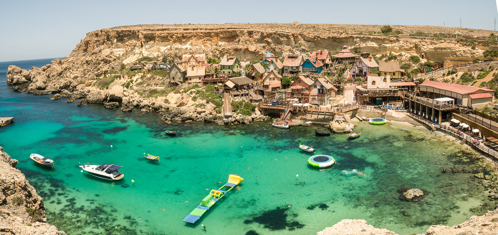 Samyang 14mm F2.8 ED AS IF UMC sample photo. Popeye village photography