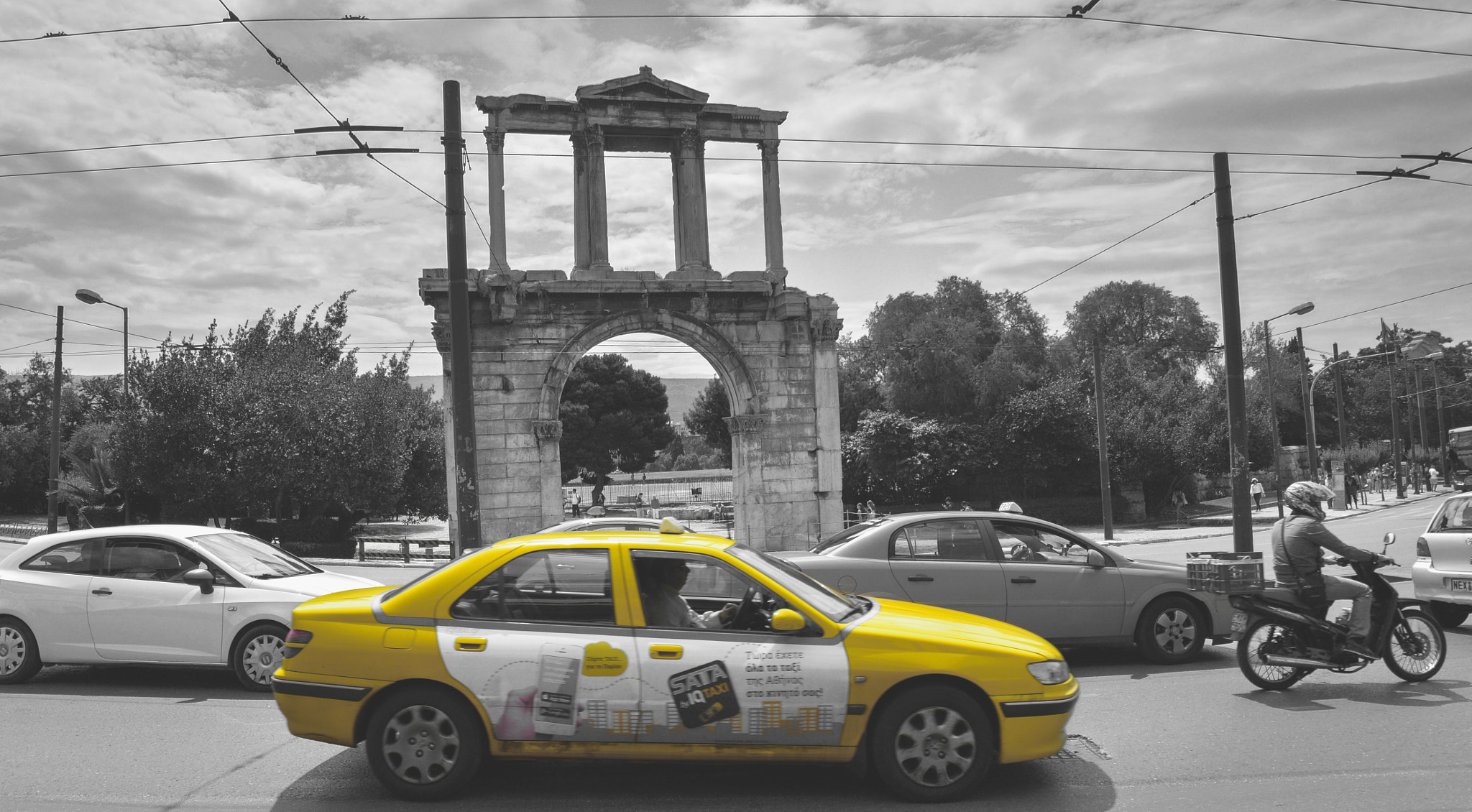 Samyang 14mm F2.8 ED AS IF UMC sample photo. Yellow cab photography