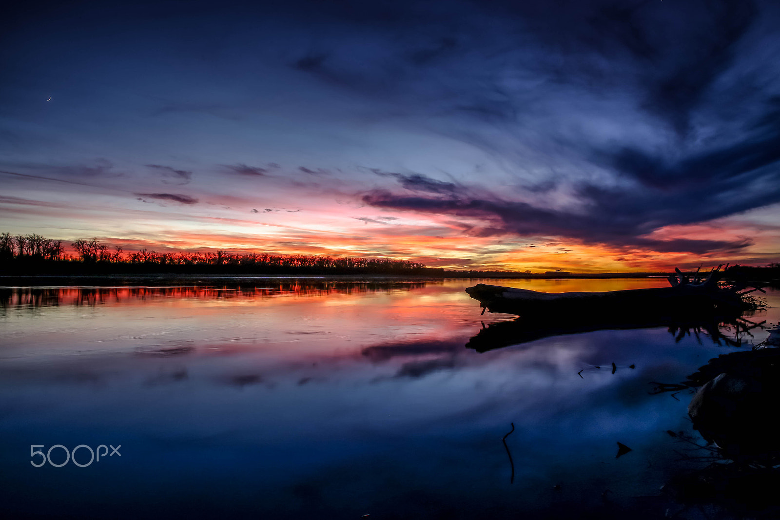 Canon EOS 6D + Canon EF 24mm F2.8 sample photo. November sky photography