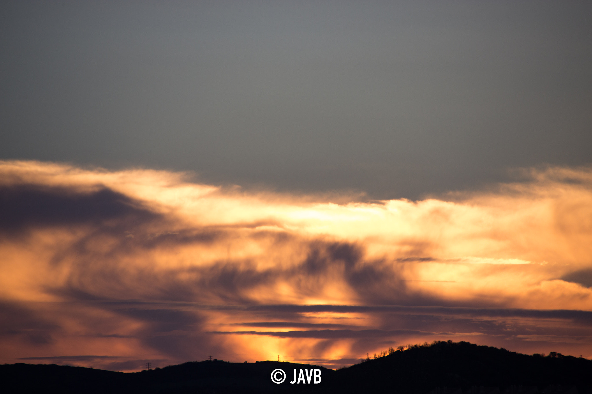Canon EOS 600D (Rebel EOS T3i / EOS Kiss X5) sample photo. El sol cae en el campo de gibraltar. photography