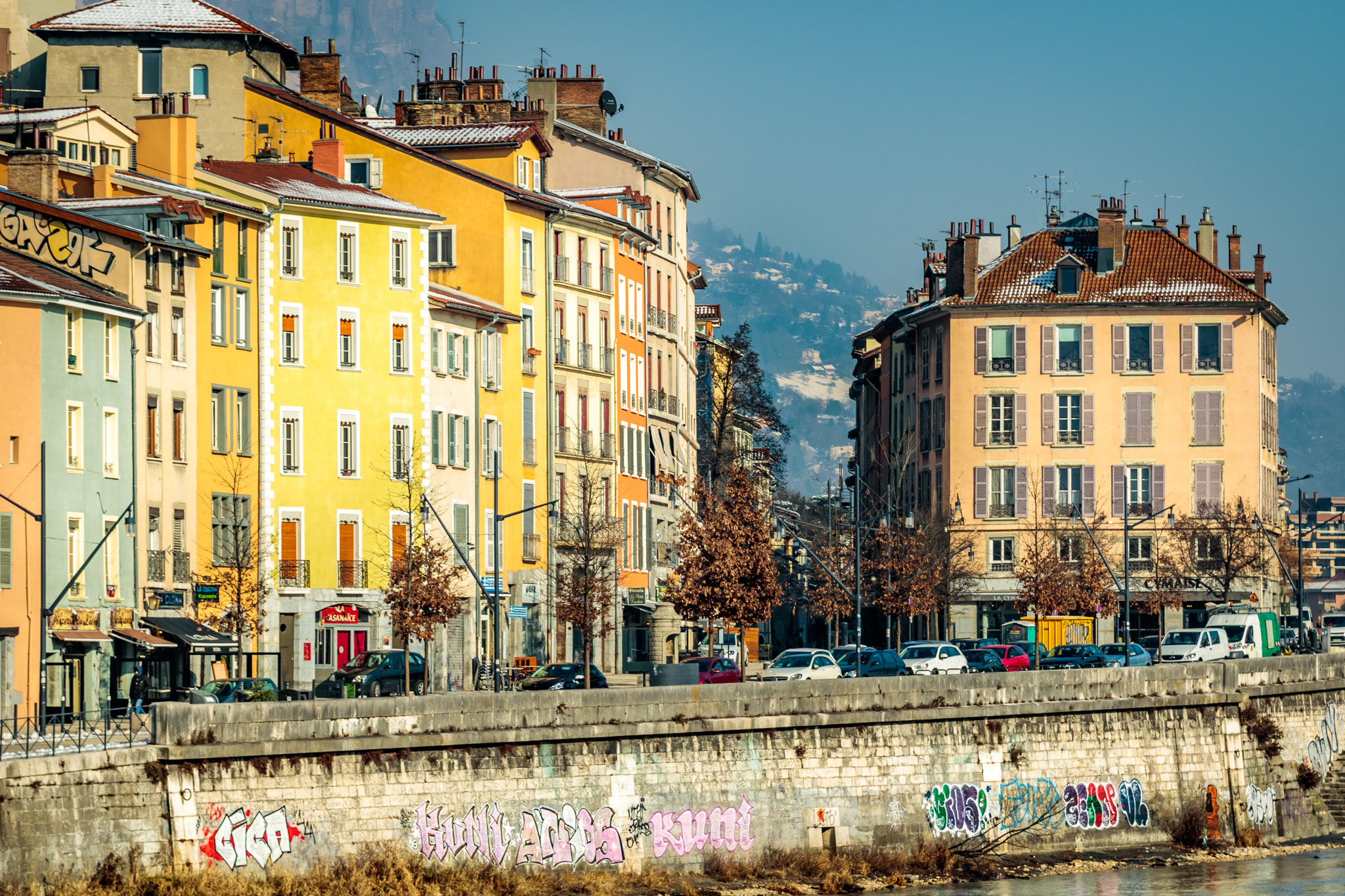 Canon EOS 760D (EOS Rebel T6s / EOS 8000D) sample photo. Grenoble (france) photography