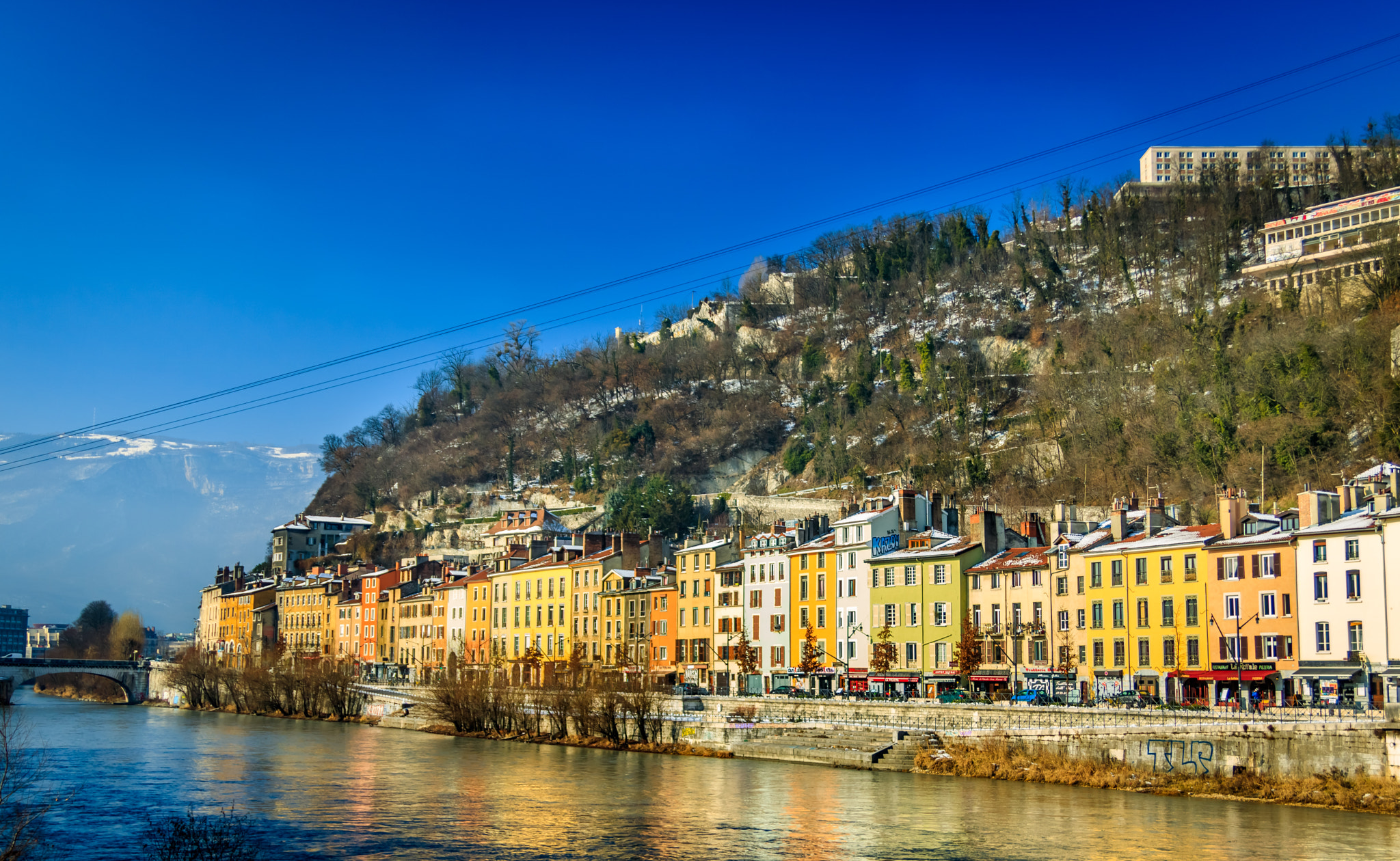 Canon EF 24-85mm F3.5-4.5 USM sample photo. Grenoble (france) photography