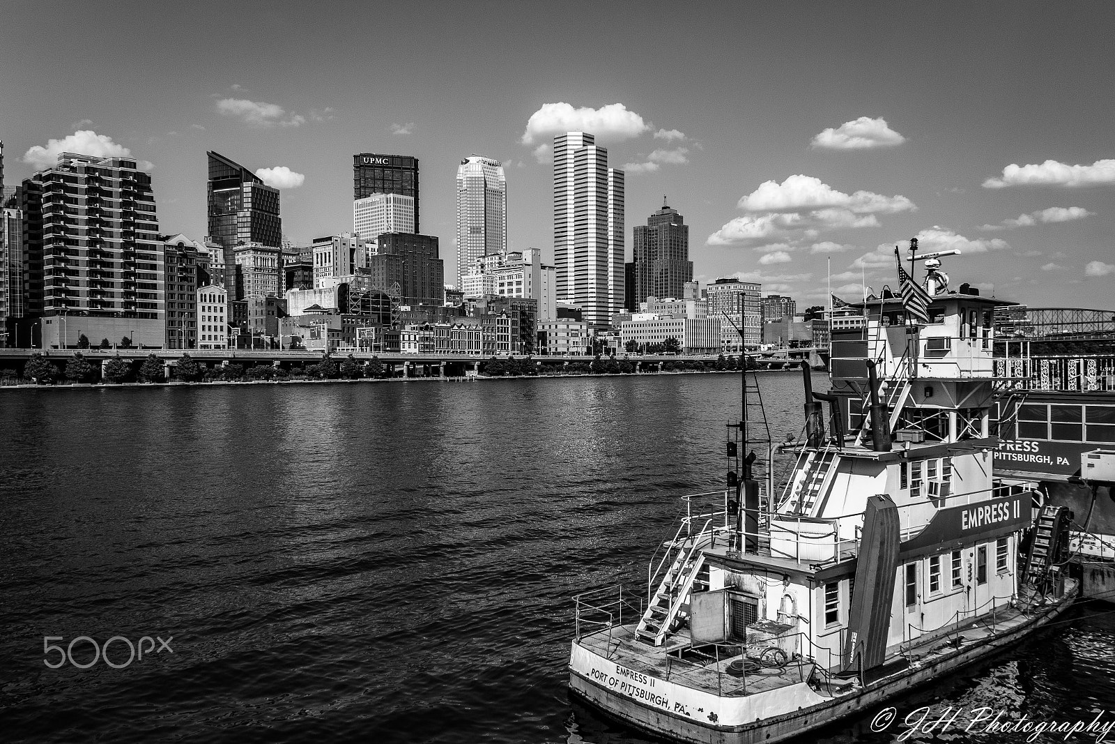 Canon EF-S 18-135mm F3.5-5.6 IS sample photo. City of pittsburgh photography
