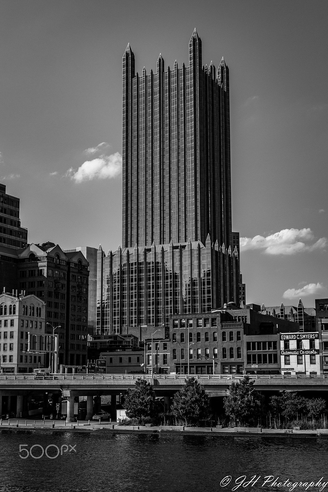 Canon EF-S 18-135mm F3.5-5.6 IS sample photo. City of pittsburgh photography
