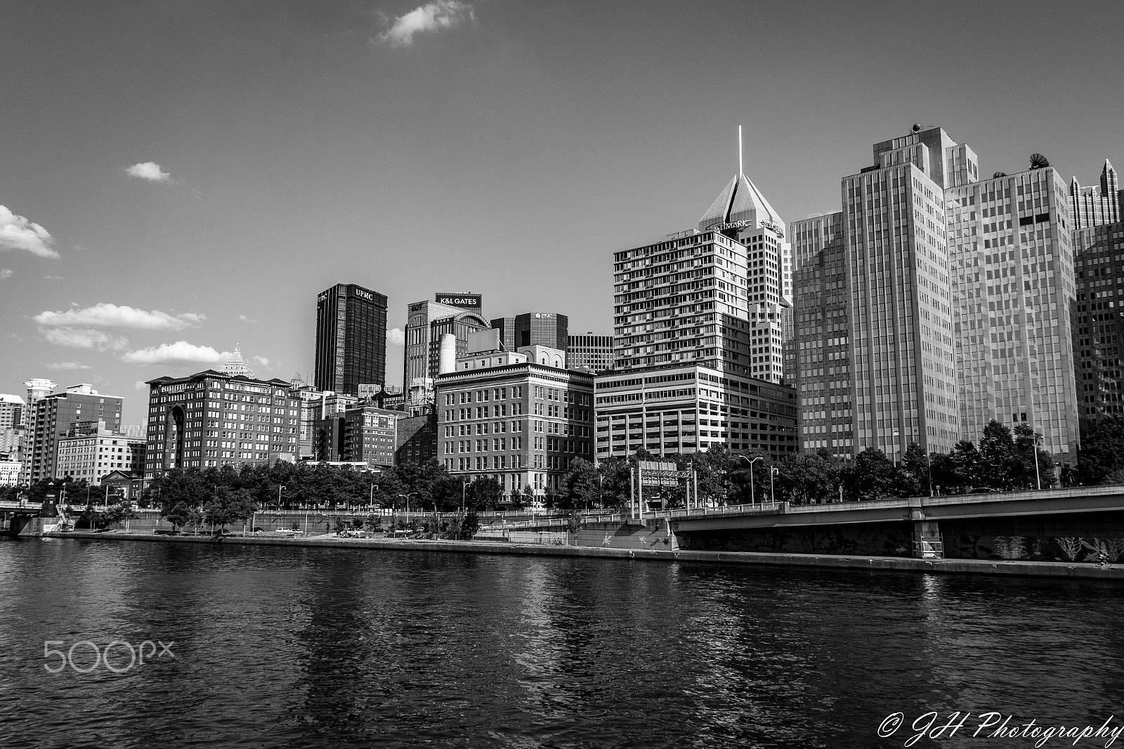 Canon EF-S 18-135mm F3.5-5.6 IS sample photo. City of pittsburgh photography
