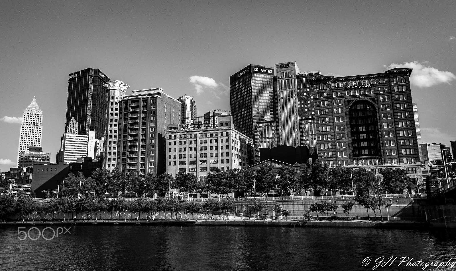 Canon EF-S 18-135mm F3.5-5.6 IS sample photo. City of pittsburgh photography