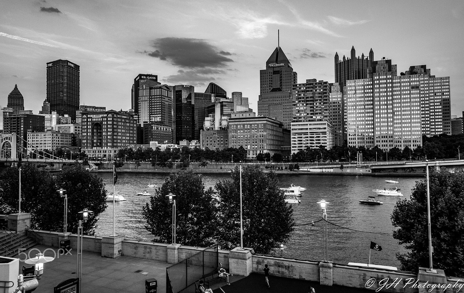 Canon EF-S 18-135mm F3.5-5.6 IS sample photo. City of pittsburgh photography