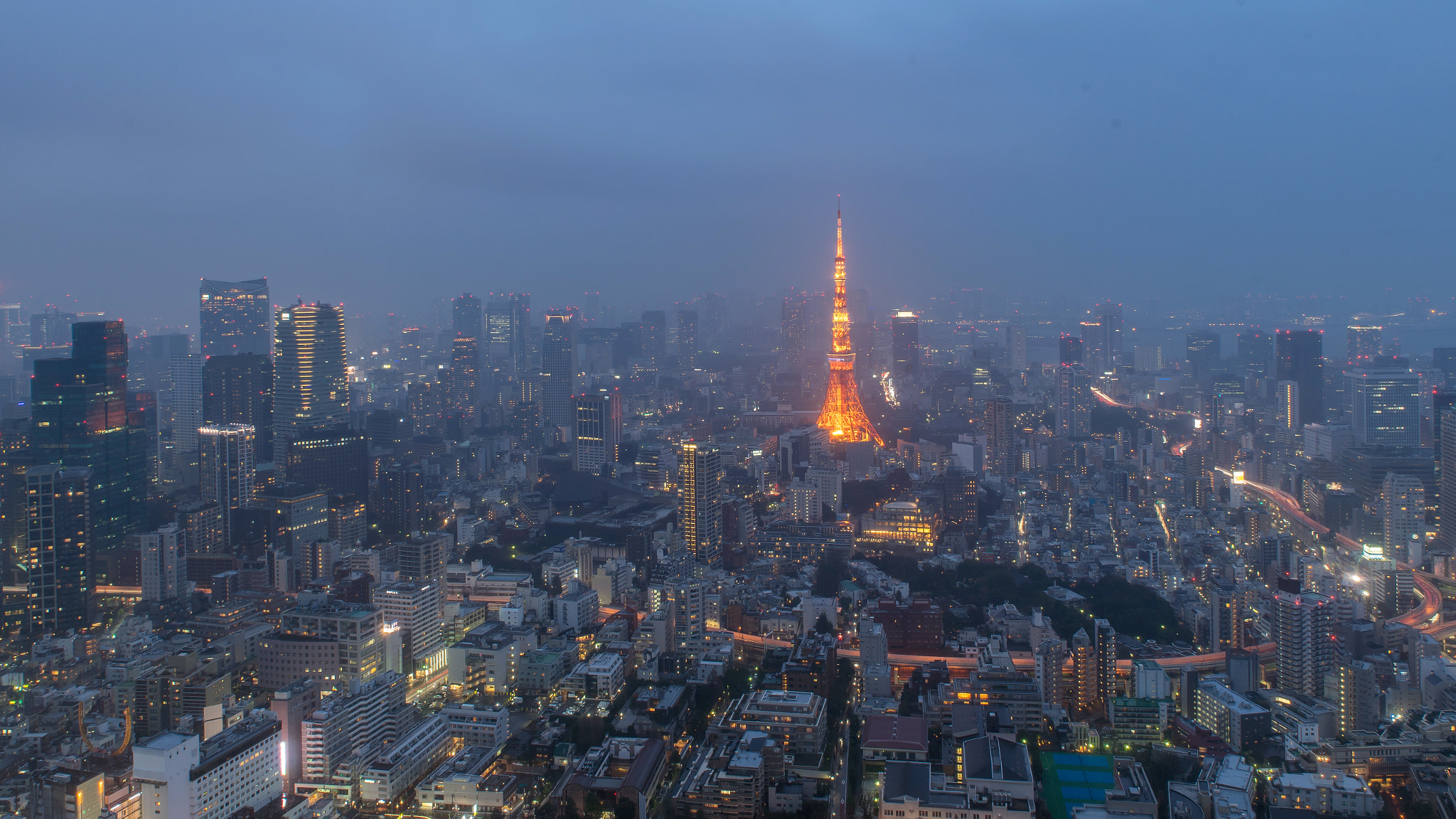 DT 24-70mm F2.8 SAM sample photo. Tokyo city photography
