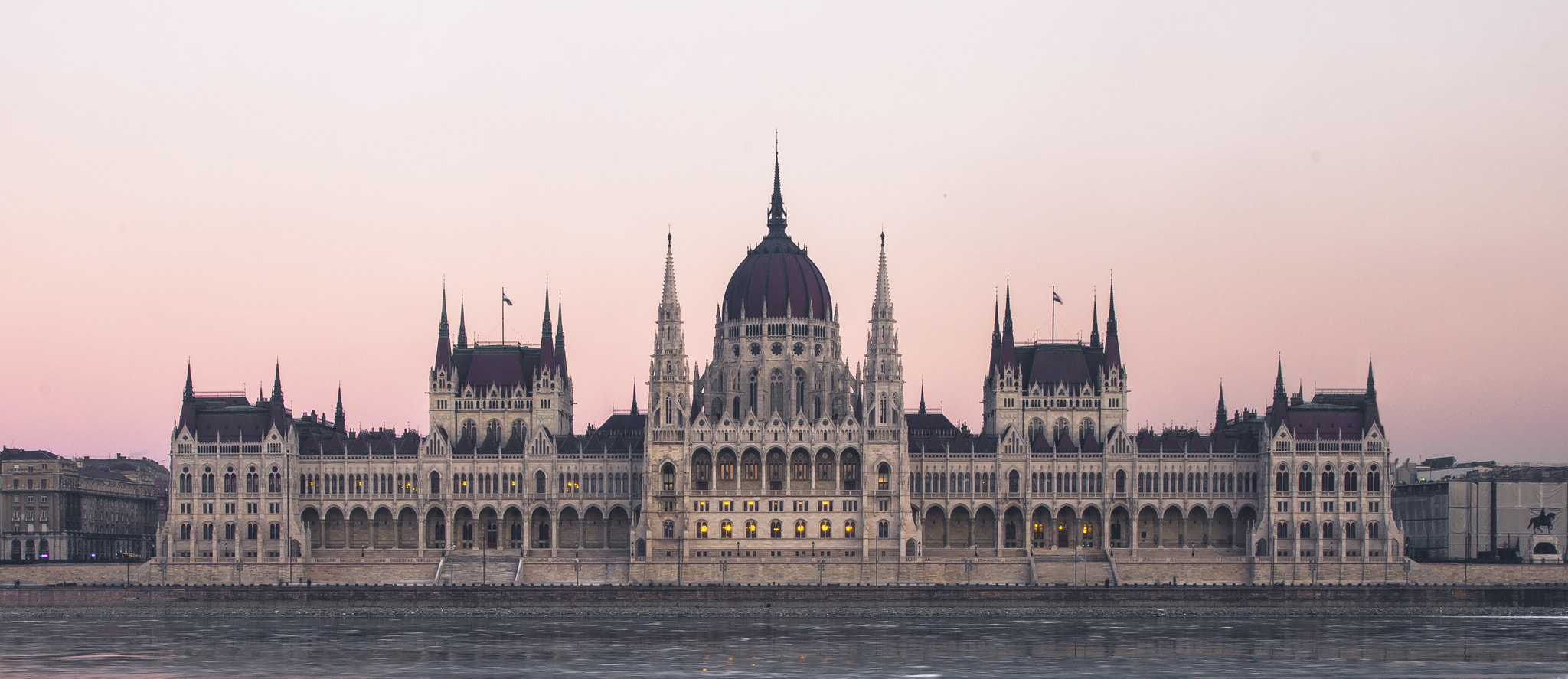 Canon EF 24-70mm F2.8L II USM sample photo. Hungarian parliament building photography