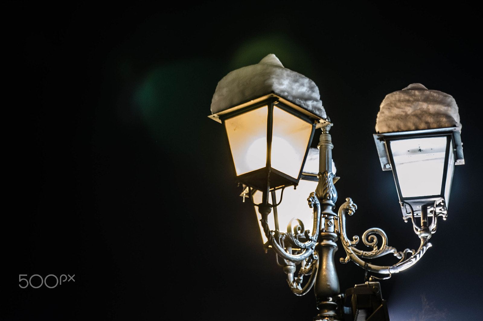 Nikon D5100 sample photo. Street lamps in the winter photography