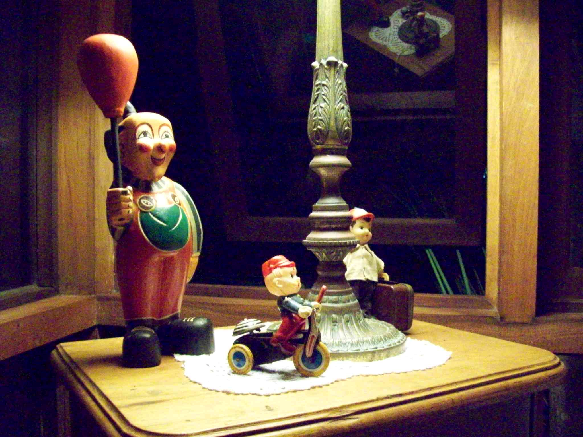Kodak EASYSHARE C813 ZOOM DIGITAL CAMERA sample photo. Memorabilia photography