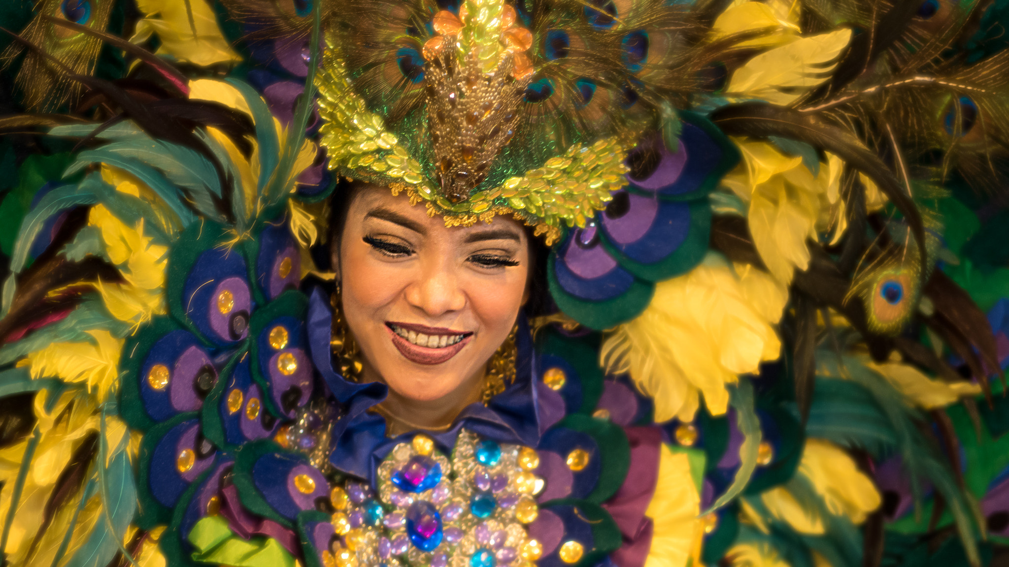 Panasonic Leica DG Nocticron 42.5mm F1.2 ASPH OIS sample photo. Faces of thailand photography