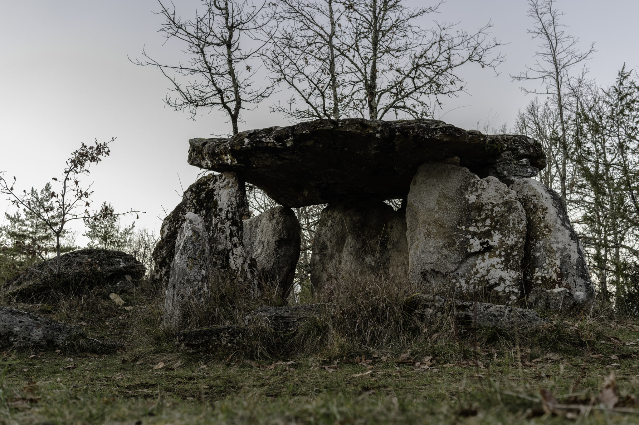 Samsung NX 30mm F2 Pancake sample photo. Dolmen de paussac photography