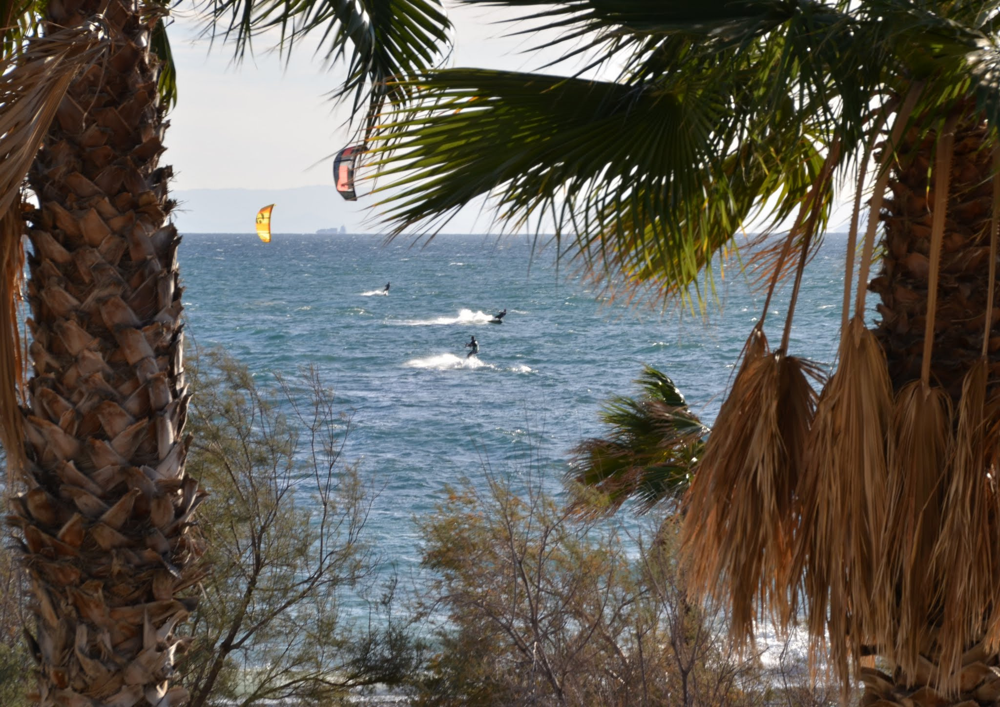Sigma 18-200mm F3.5-6.3 II DC OS HSM sample photo. Kitesurf photography