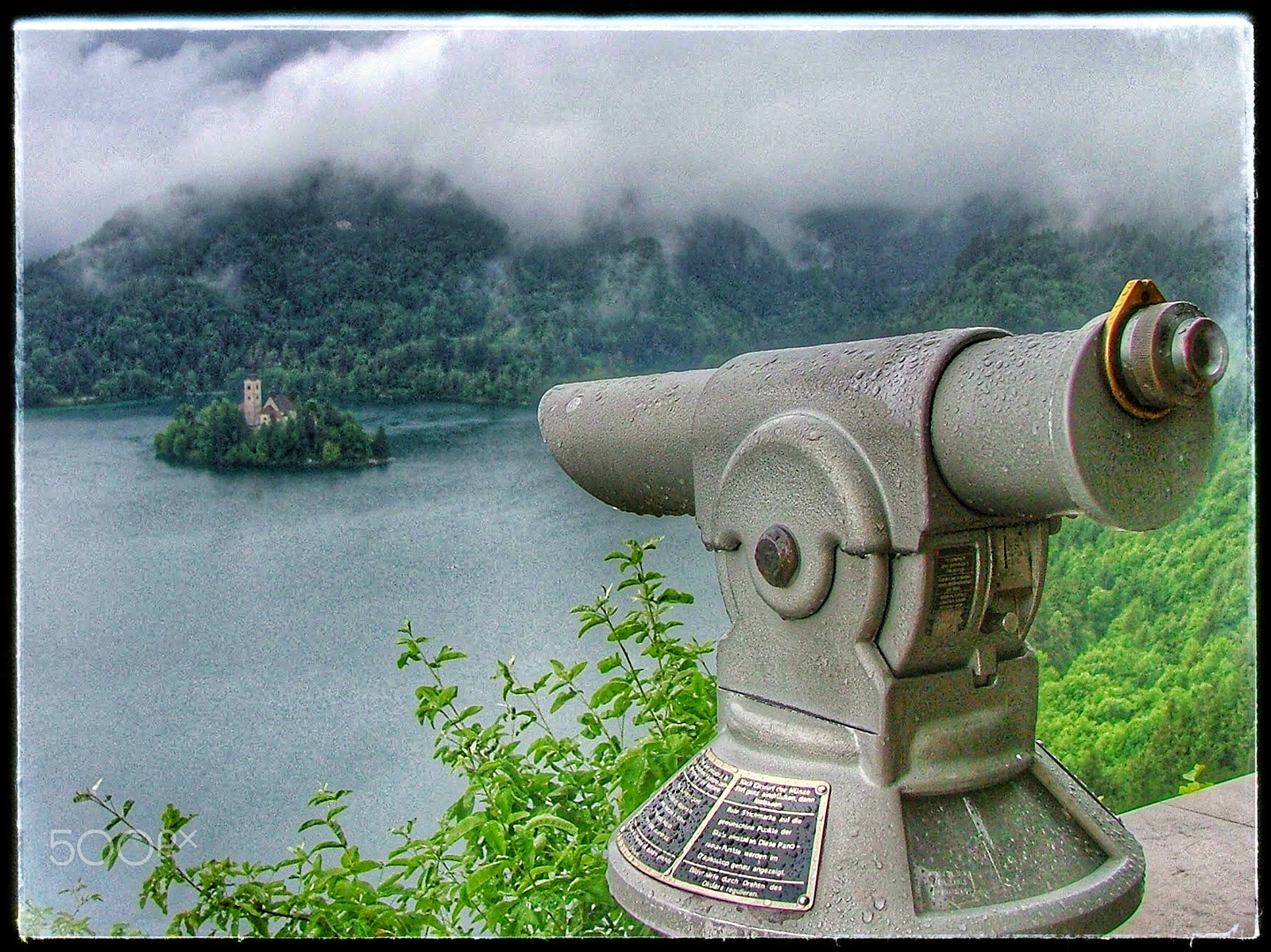 Fujifilm FinePix S5000 sample photo. Bled - island view photography
