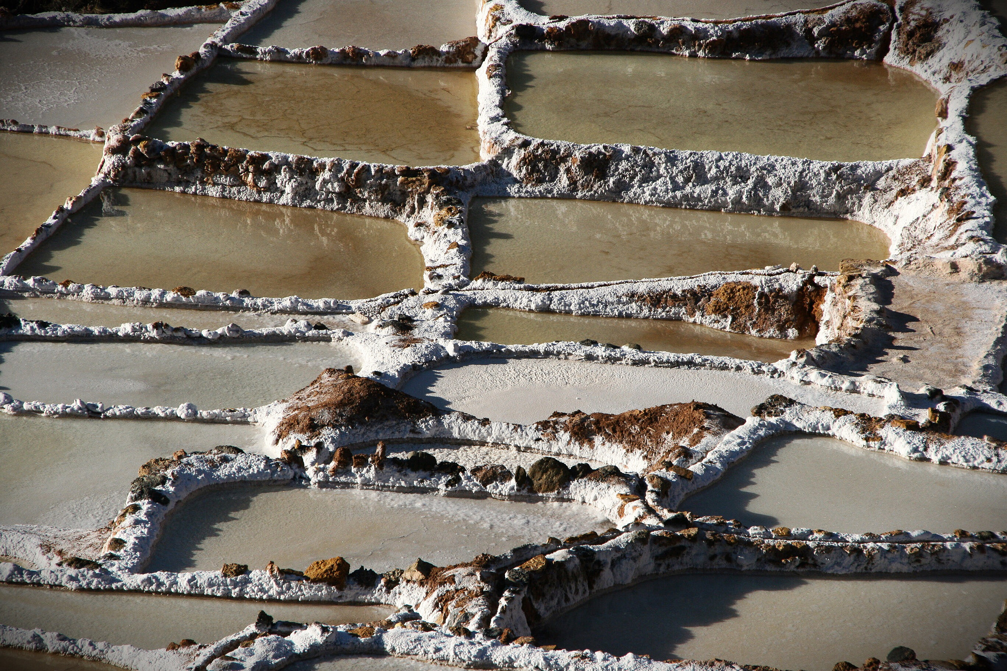 Canon EOS 400D (EOS Digital Rebel XTi / EOS Kiss Digital X) sample photo. Salt evaporation ponds near maras, cuzco, in use since the inca times photography