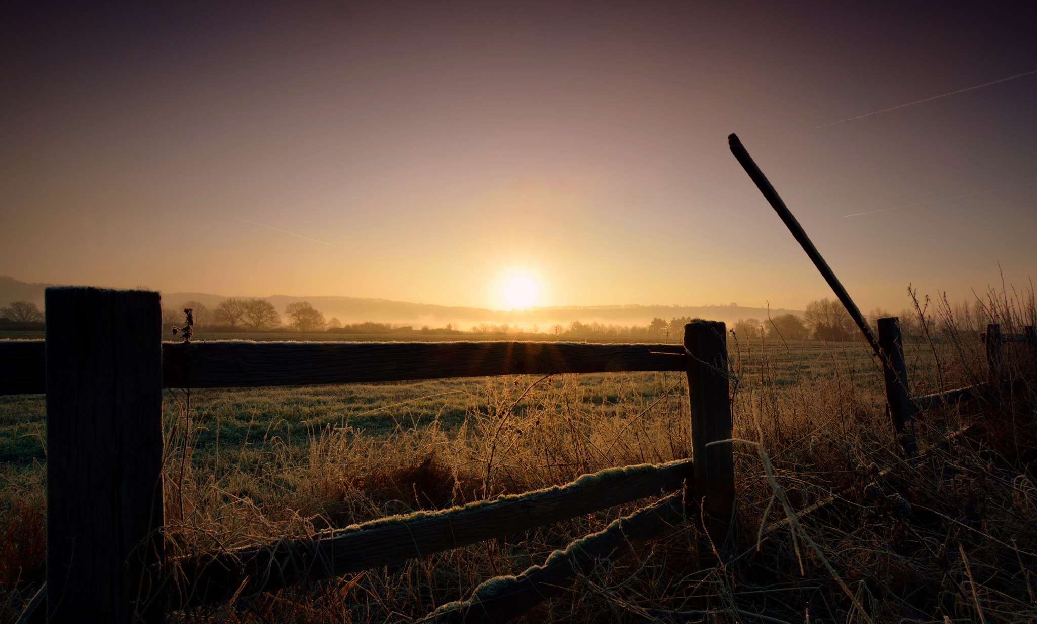 Nikon D3300 + Tokina AT-X Pro 11-16mm F2.8 DX II sample photo. Frosty cotswold sunrise pt. 1 photography