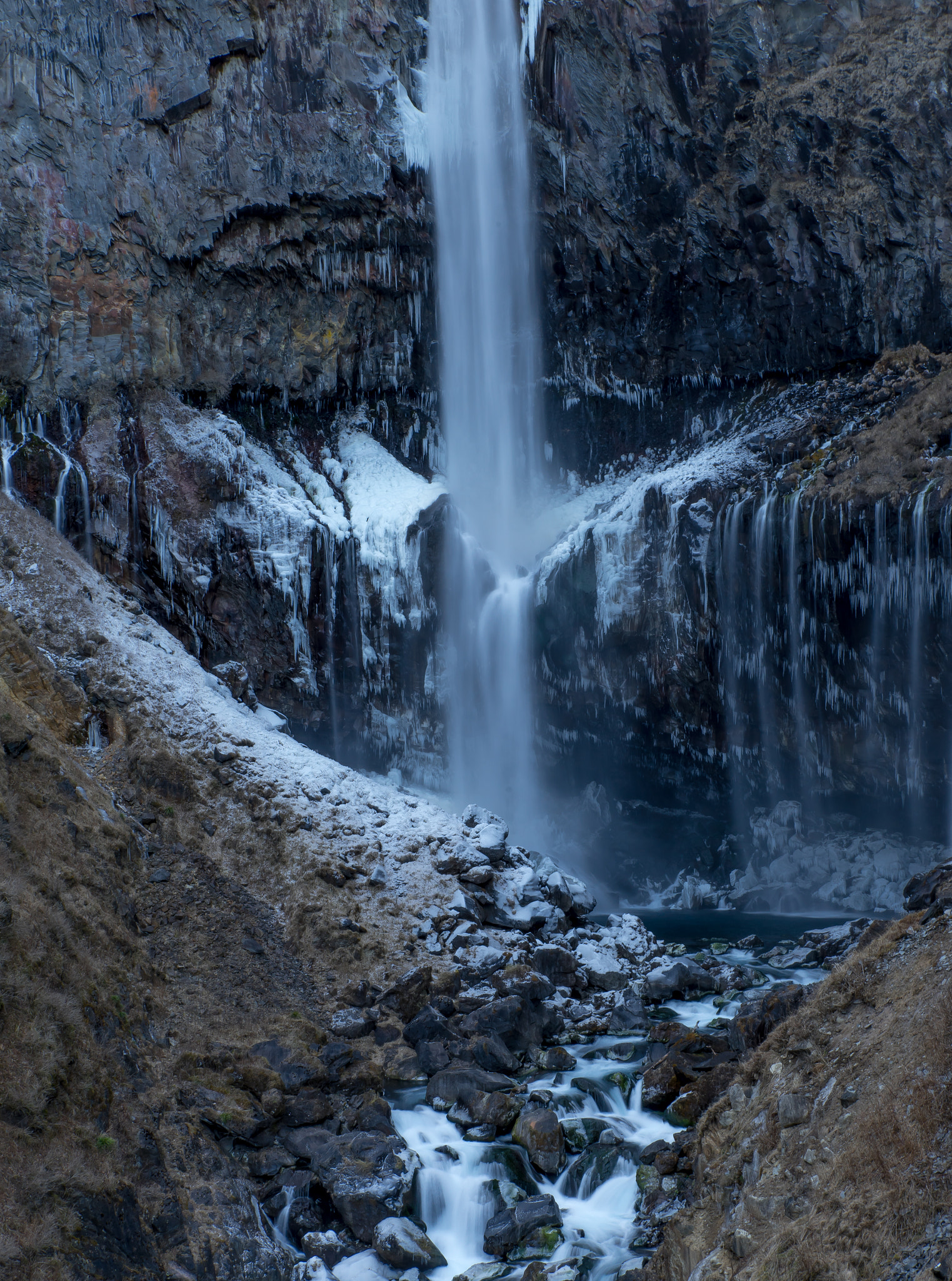 DT 24-70mm F2.8 SAM sample photo. Kegon falls 華厳滝 photography