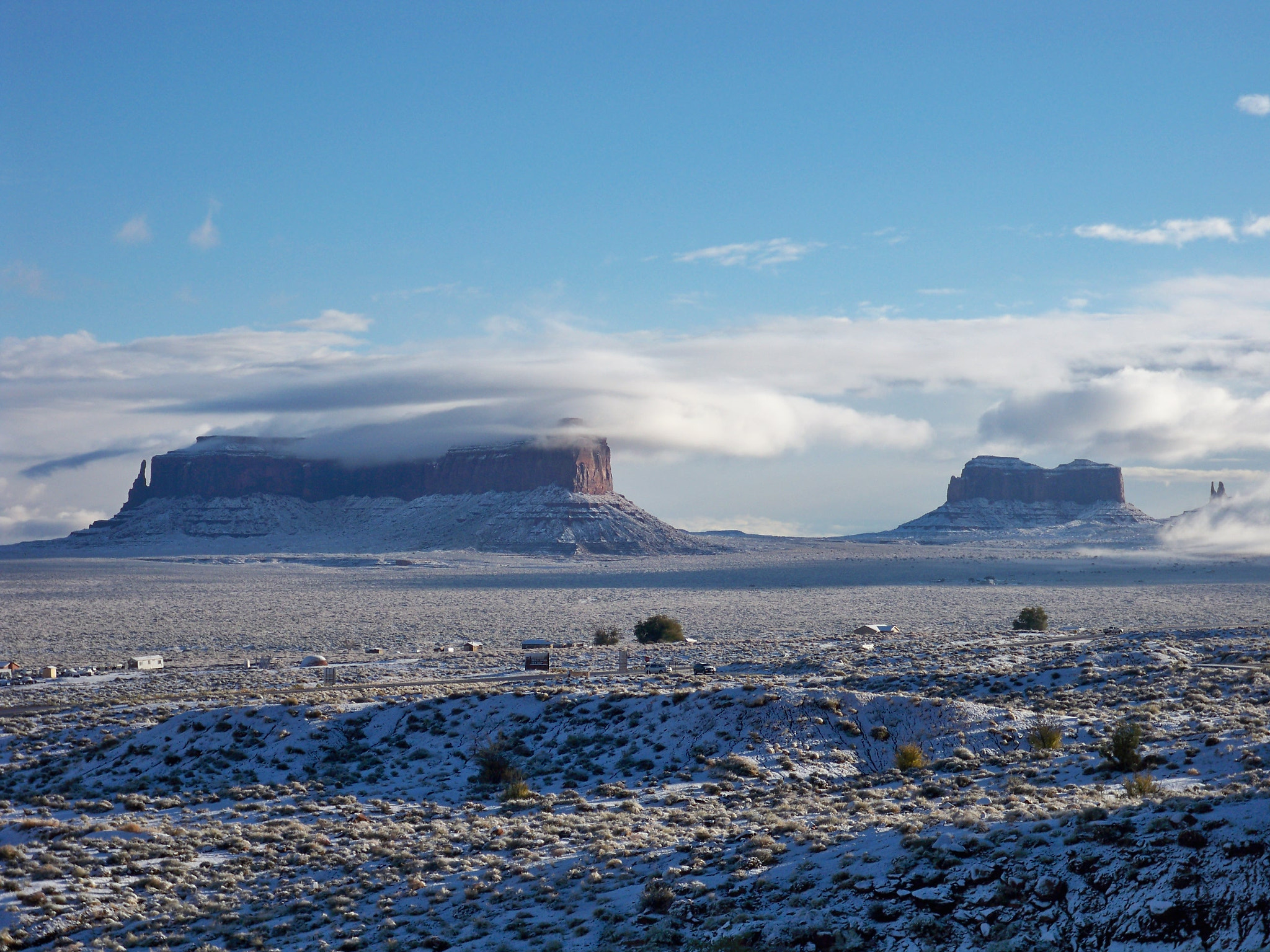 Kodak EasyShare M1033 sample photo. Snow mountain photography