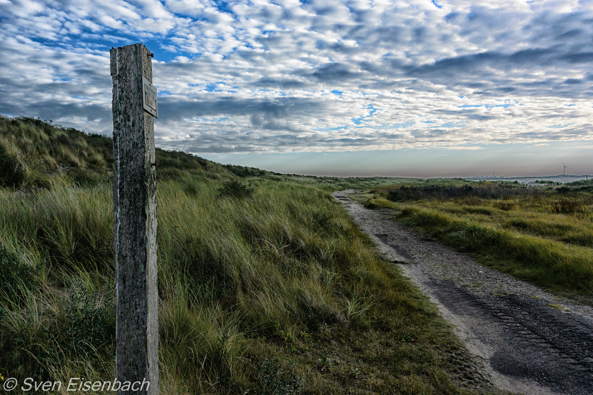 Nikon 1 J4 + Nikon 1 Nikkor VR 10-30mm F3.5-5.6 PD-Zoom sample photo. Naturschutz gebiet photography