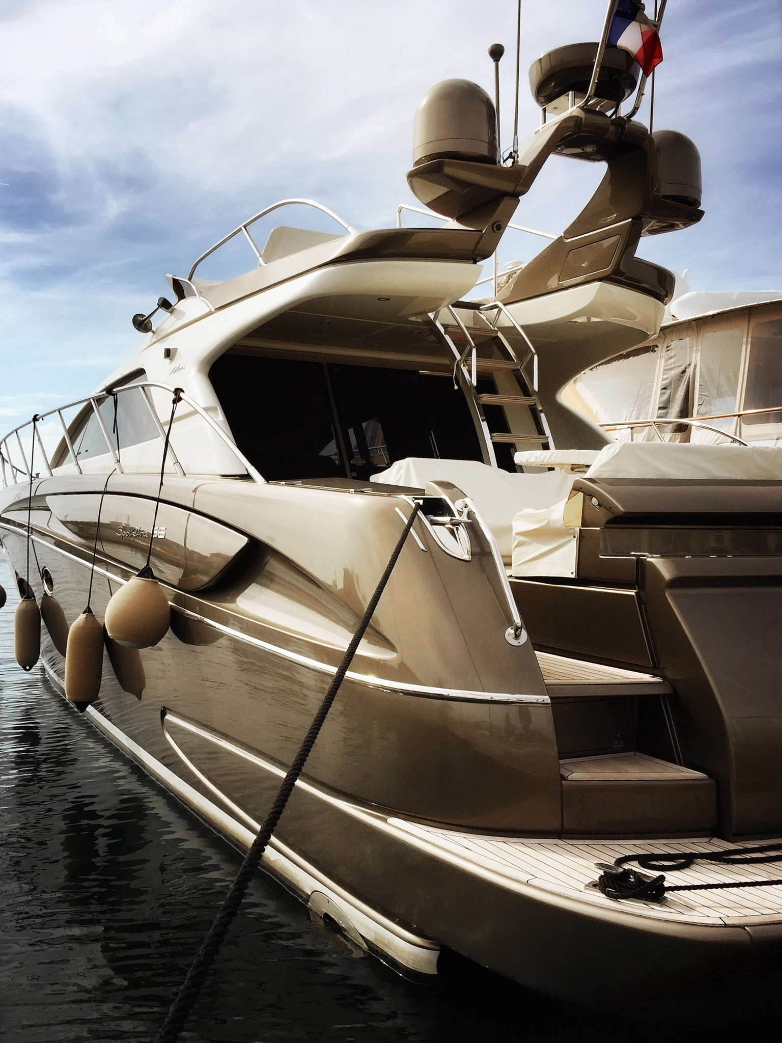 Hipstamatic 313 sample photo. Yachting photography