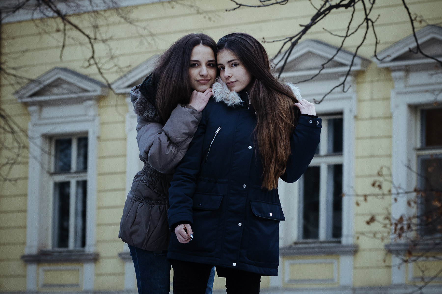 Nikon AF-Nikkor 80-200mm F2.8D ED sample photo. Girls :) photography
