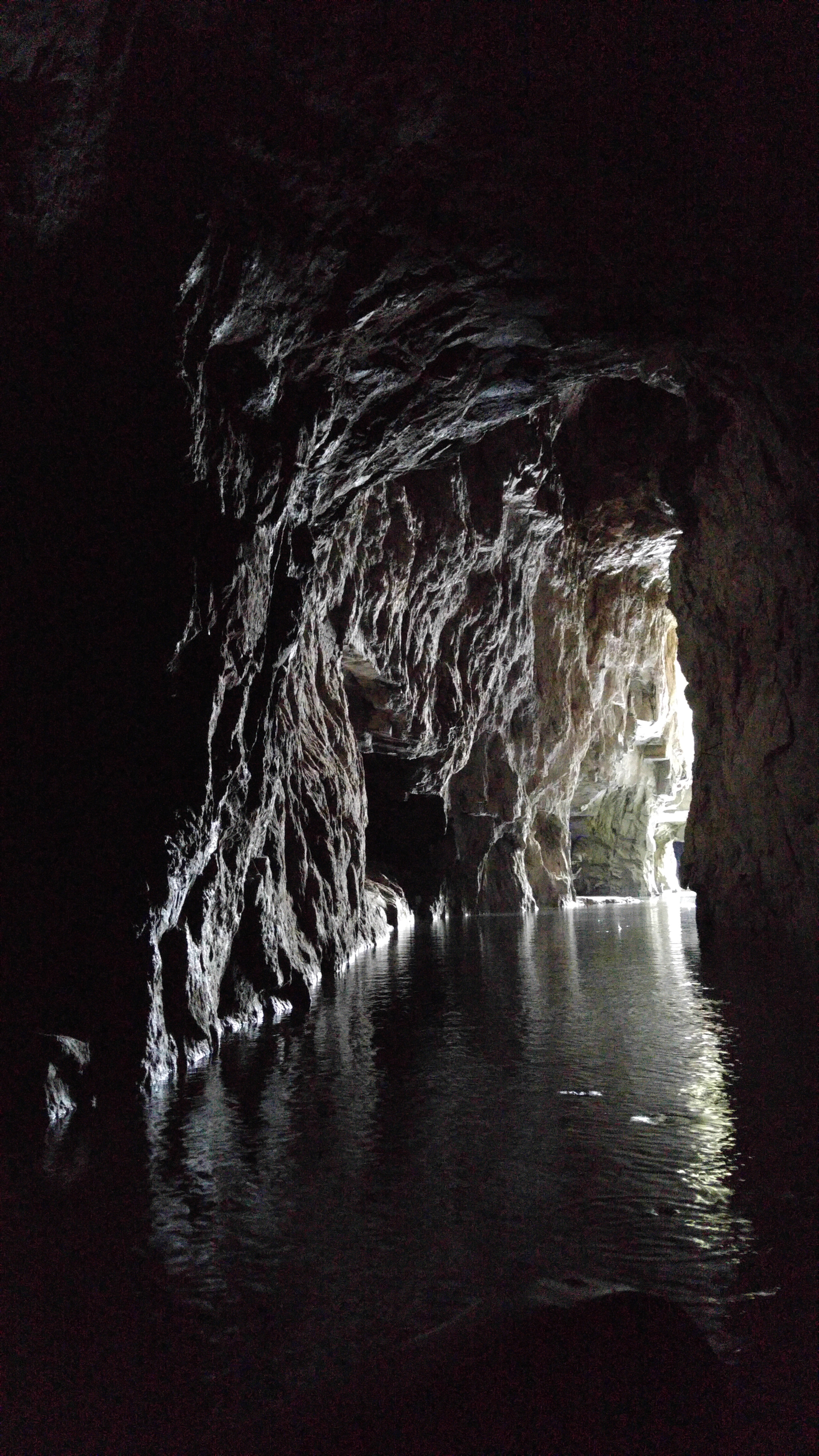 LG H815P sample photo. Cavern club photography