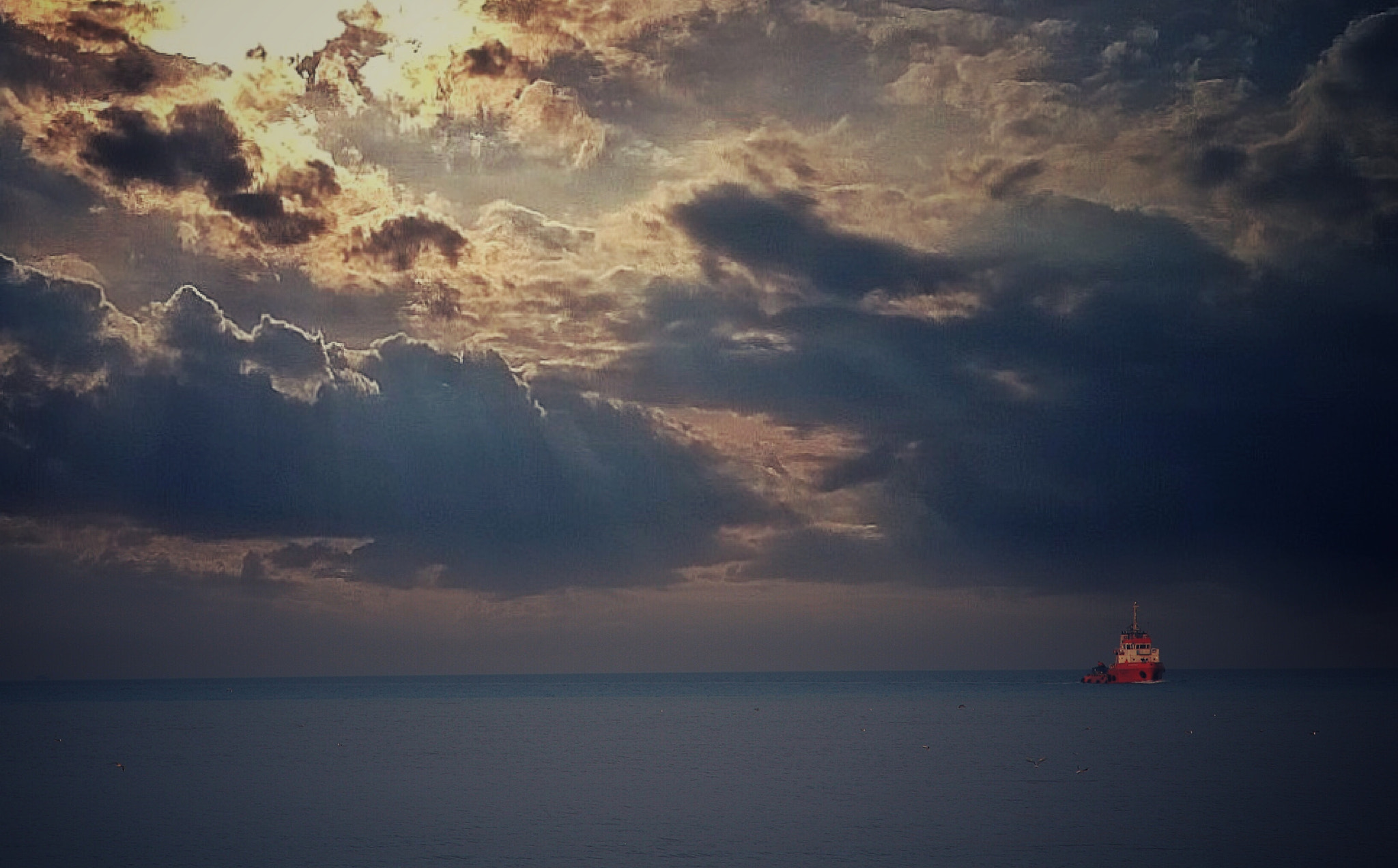 Canon EOS 400D (EOS Digital Rebel XTi / EOS Kiss Digital X) sample photo. Rimini's sea photography