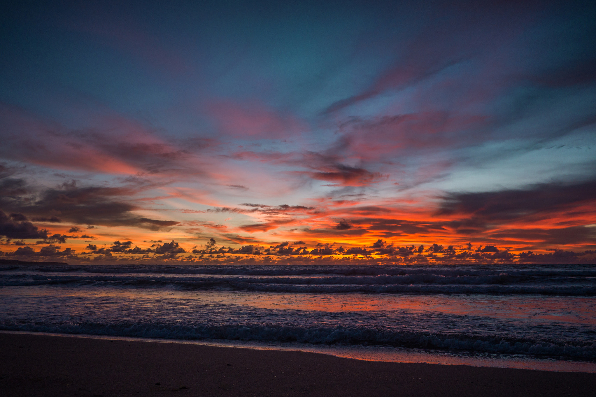 Panasonic Lumix DMC-GH3 + Panasonic Lumix G 14mm F2.5 ASPH sample photo. Sunset @ kuta beach bali photography