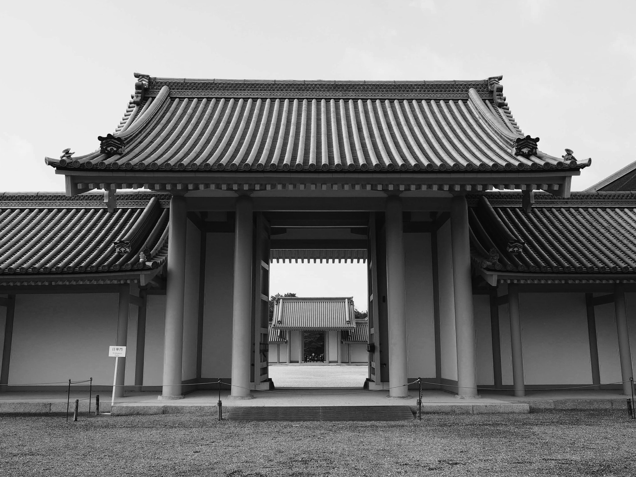 Olympus OM-D E-M10 sample photo. Gate, kyoto imperial palace, kyoto photography