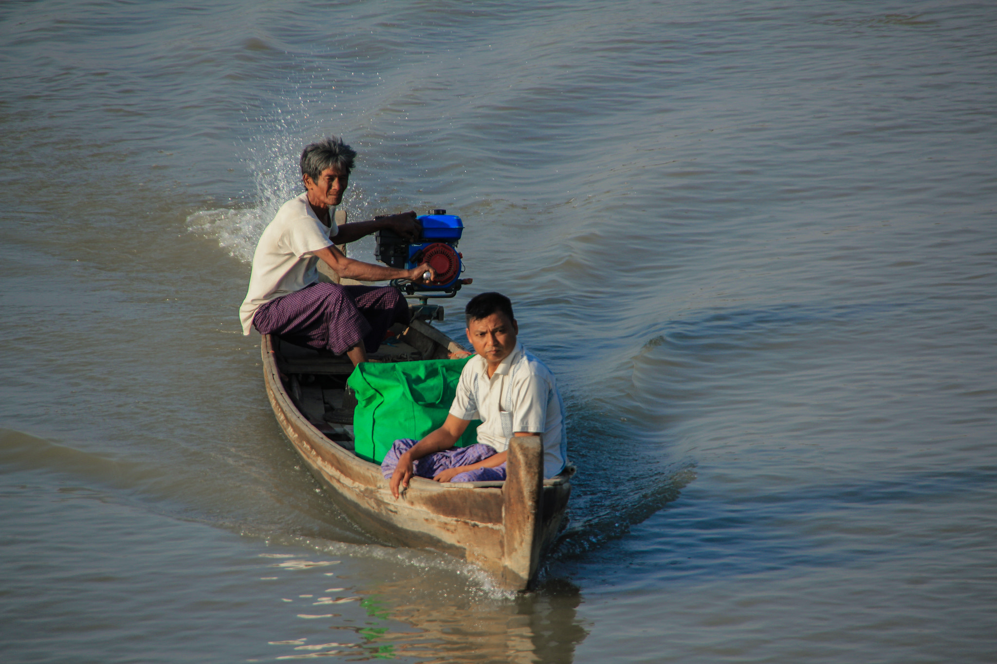 Sigma 18-250mm F3.5-6.3 DC OS HSM sample photo. Yerwaddy transport photography