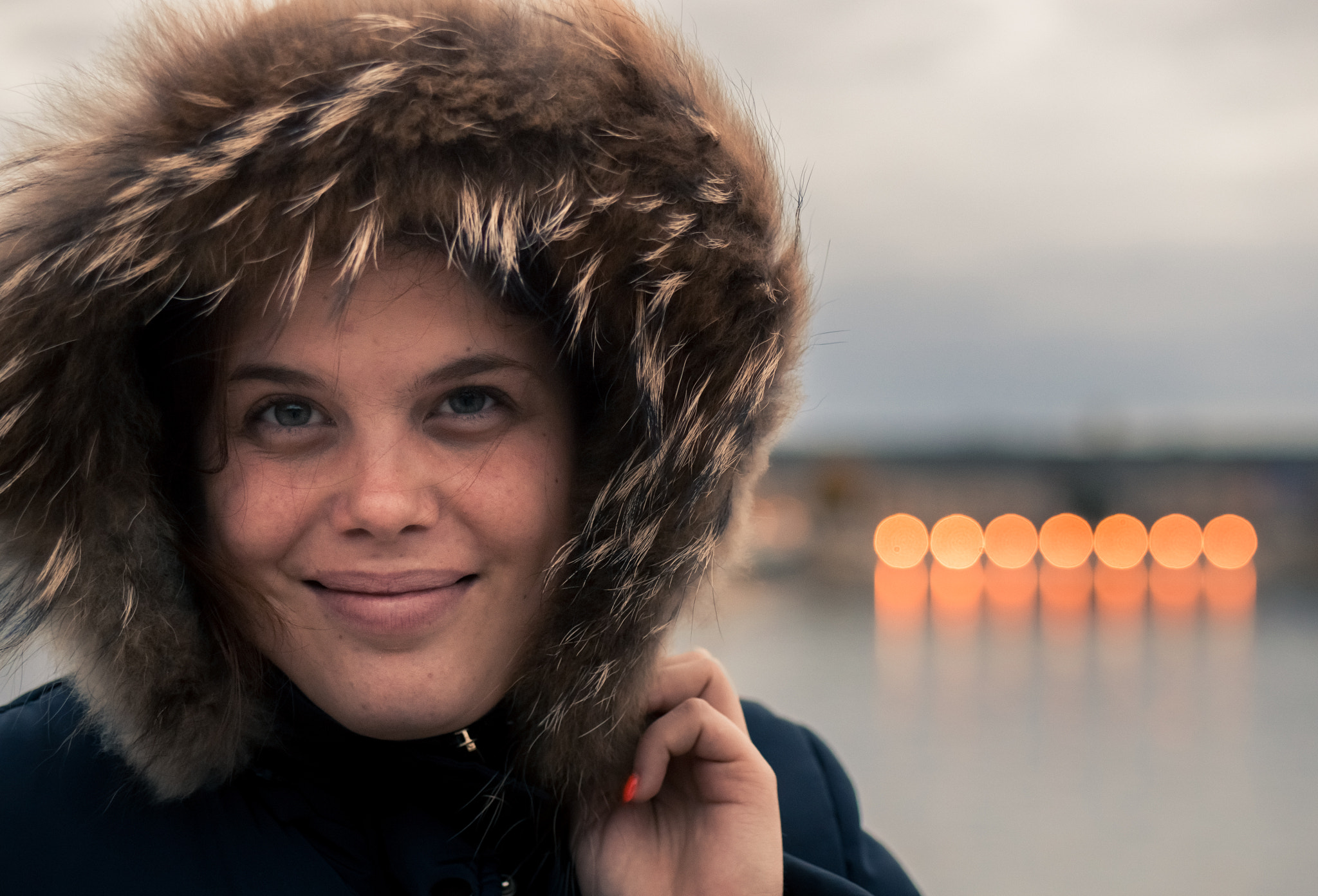 Panasonic Lumix G 42.5mm F1.7 ASPH Power OIS sample photo. Lights and cold photography