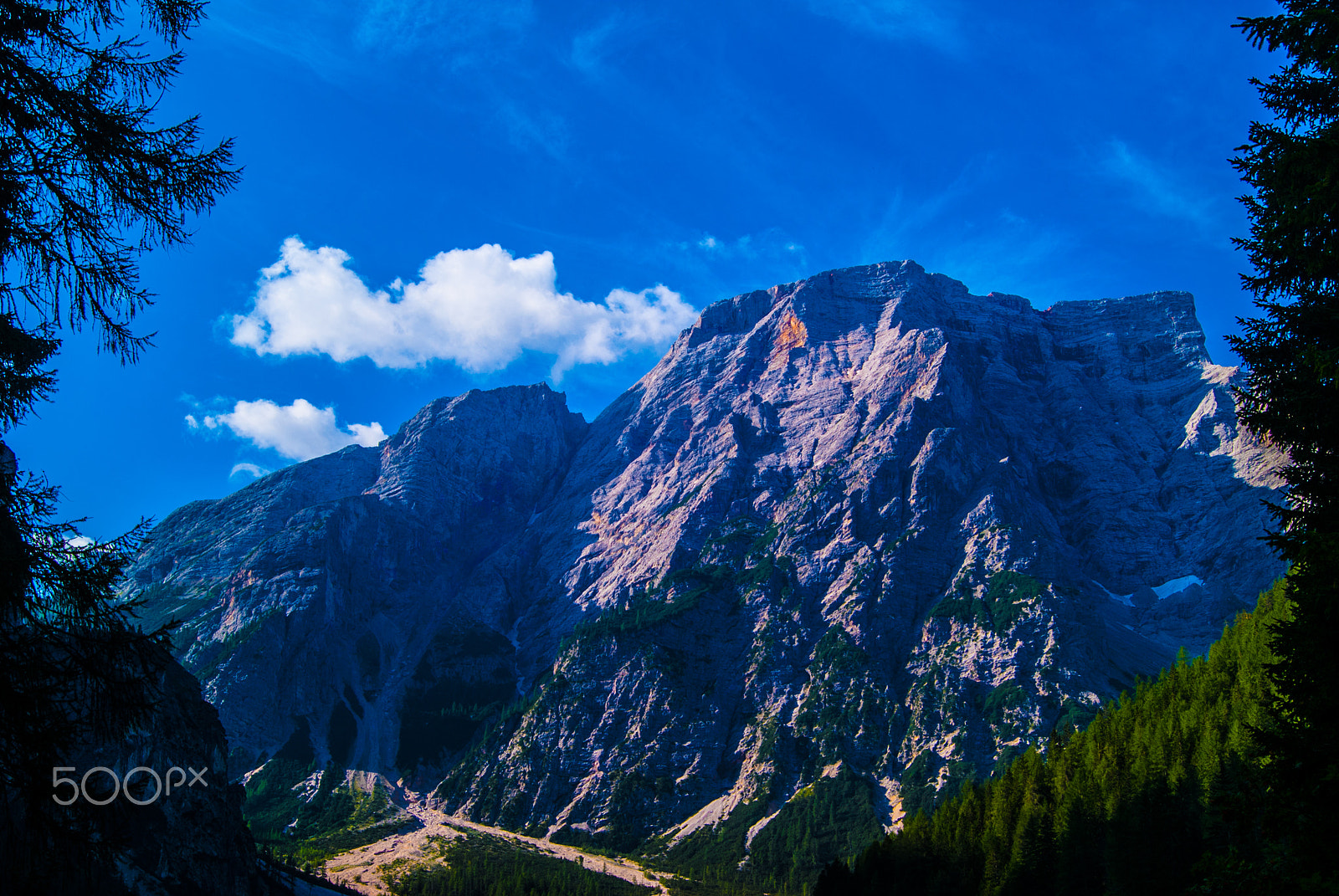 Sony Alpha DSLR-A330 + Sony DT 18-55mm F3.5-5.6 SAM sample photo. A beautiful sky photography