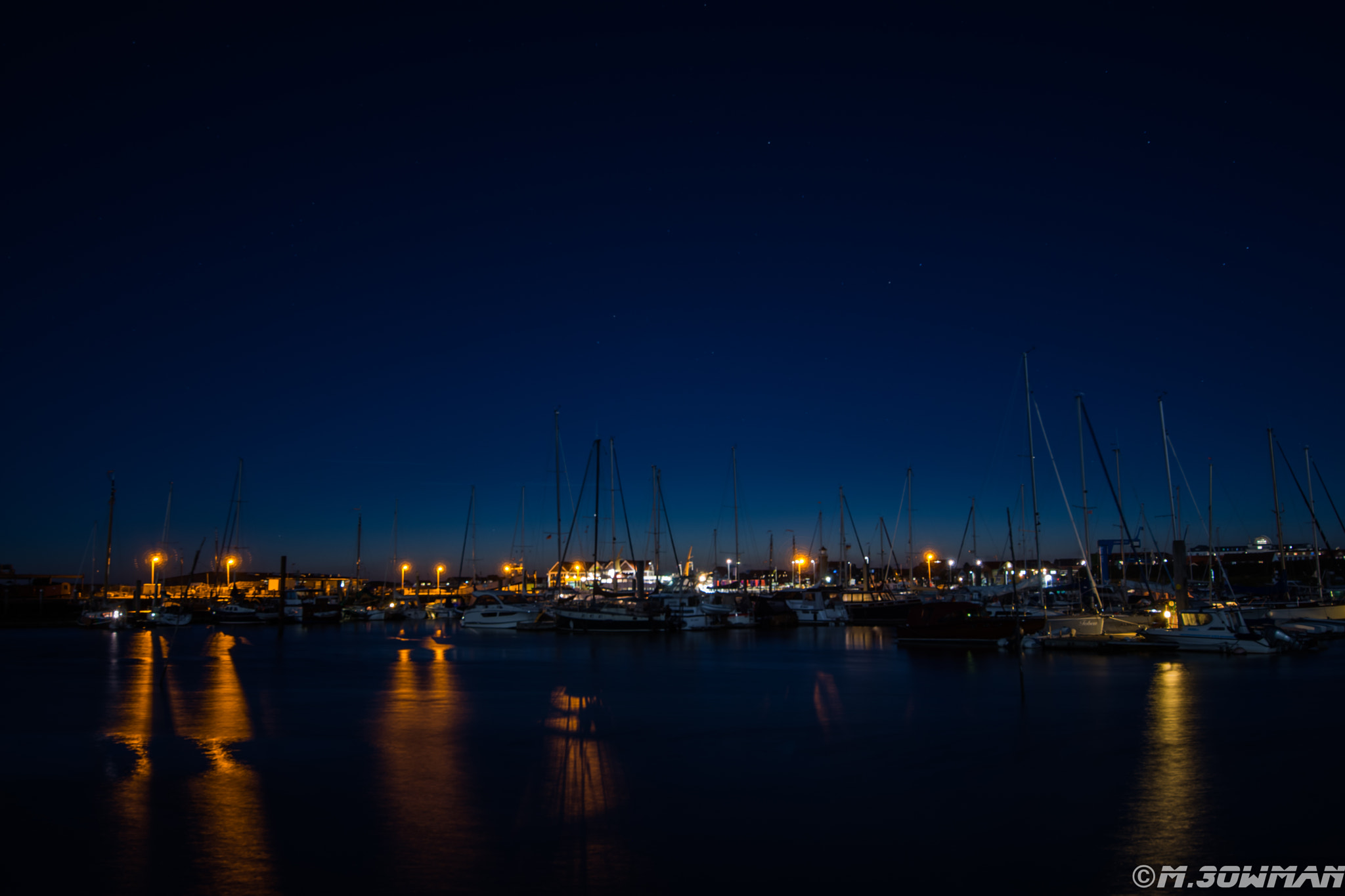 Nikon D7200 + Tokina AT-X 11-20 F2.8 PRO DX (AF 11-20mm f/2.8) sample photo. Juister hafen nacht photography