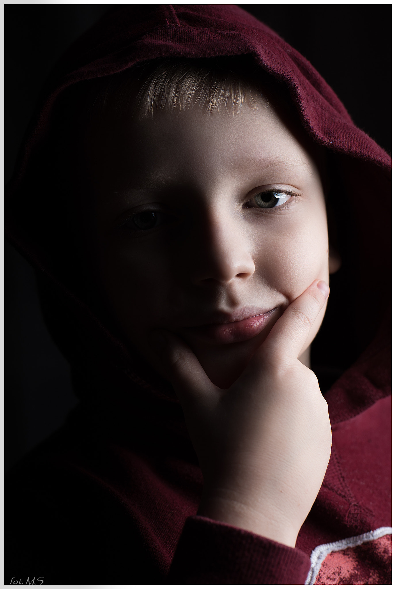 Nikon D750 + Sigma 105mm F2.8 EX DG Macro sample photo. Edit photography