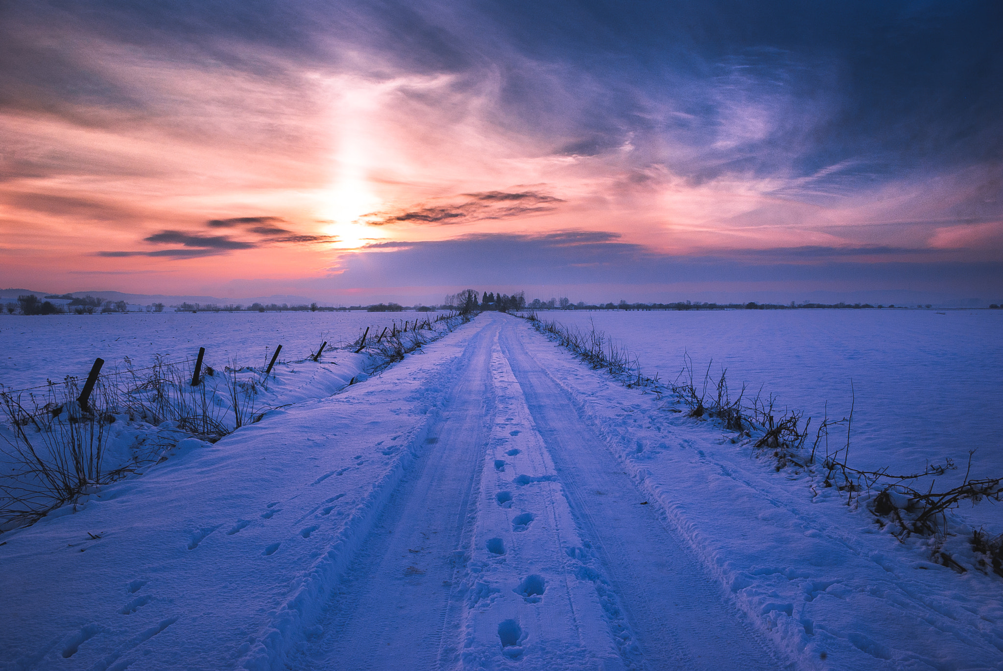 Pentax K200D sample photo. Winter sunset photography